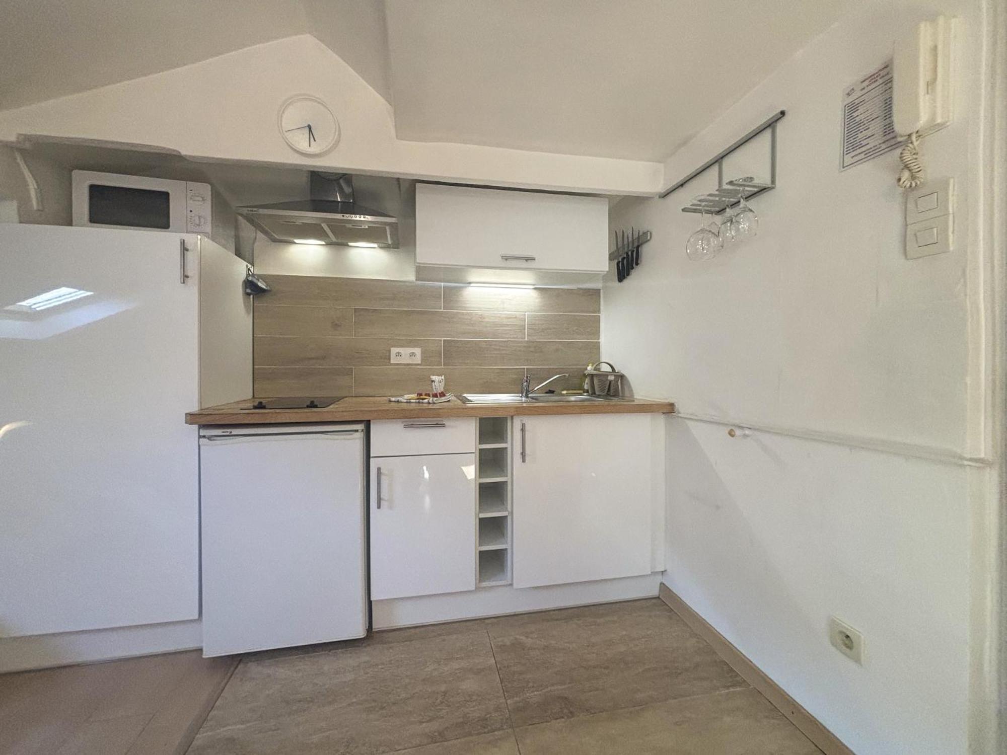 Appartement Zone Pietonne - Wifi, Ac, 2 Pers Nice