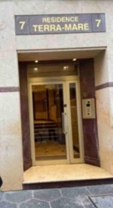 Apartment Centre De A 200m De La