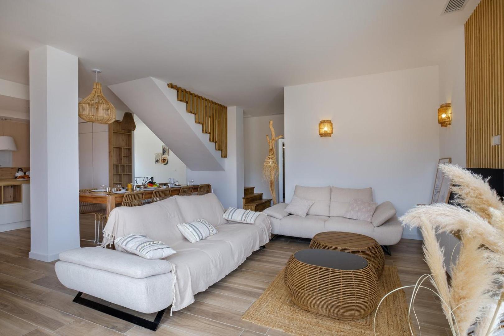 Moderne Pour 8 Personnes - Vue Sur ! Pousada