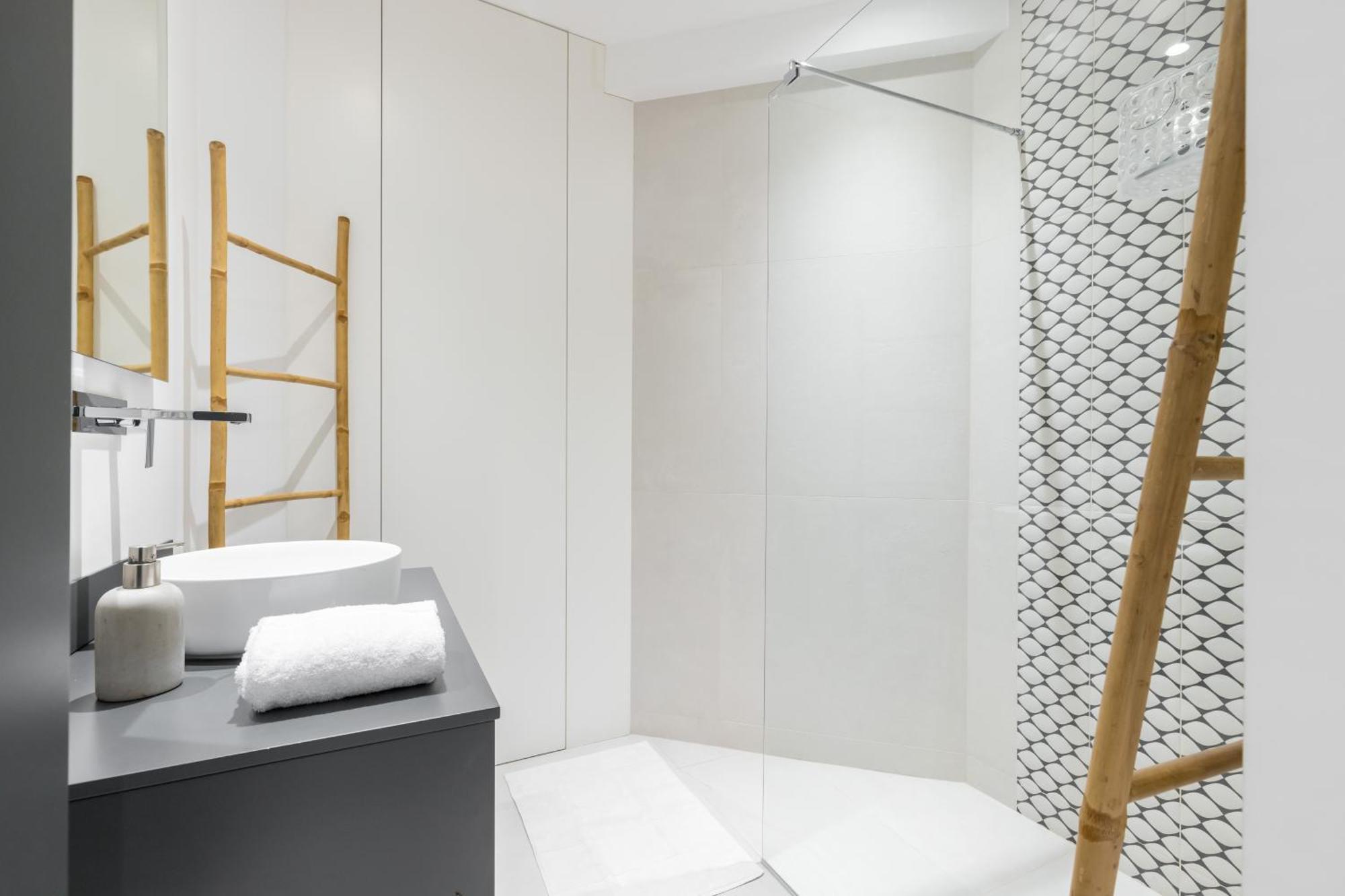 Franck Pilatte - Parking, Wifi, Ac, 3pers Apartment *