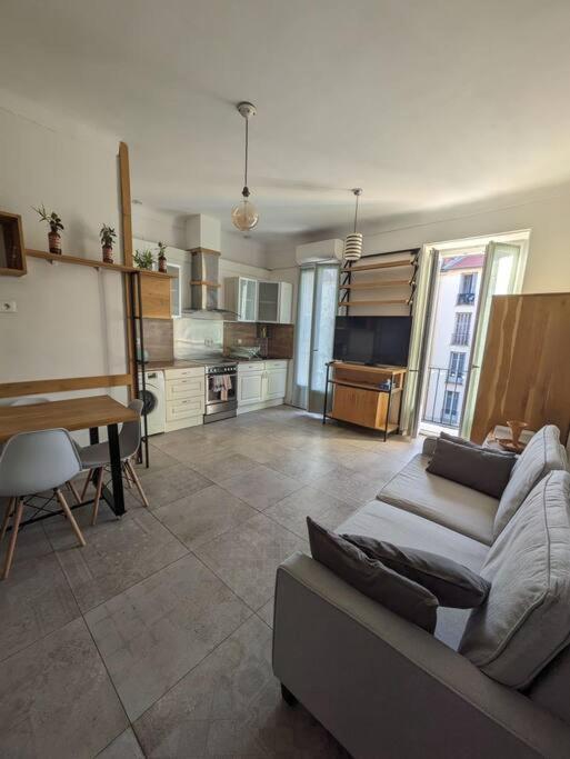 3 Pieces Garibaldi- Port De Apartment Nice