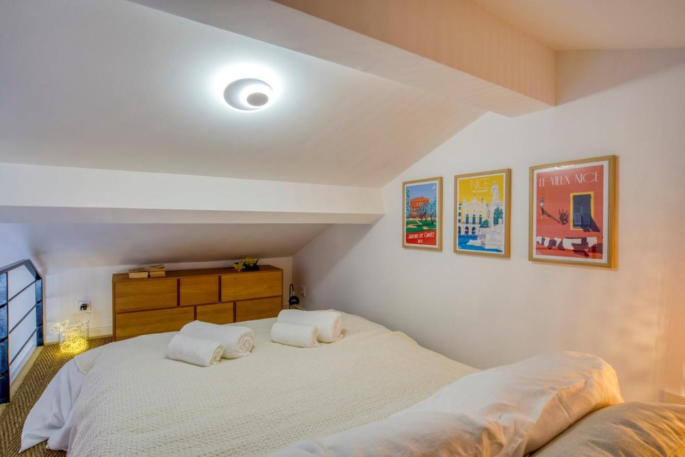 Charming House, Large Private Terrace, Air Conditioning - 