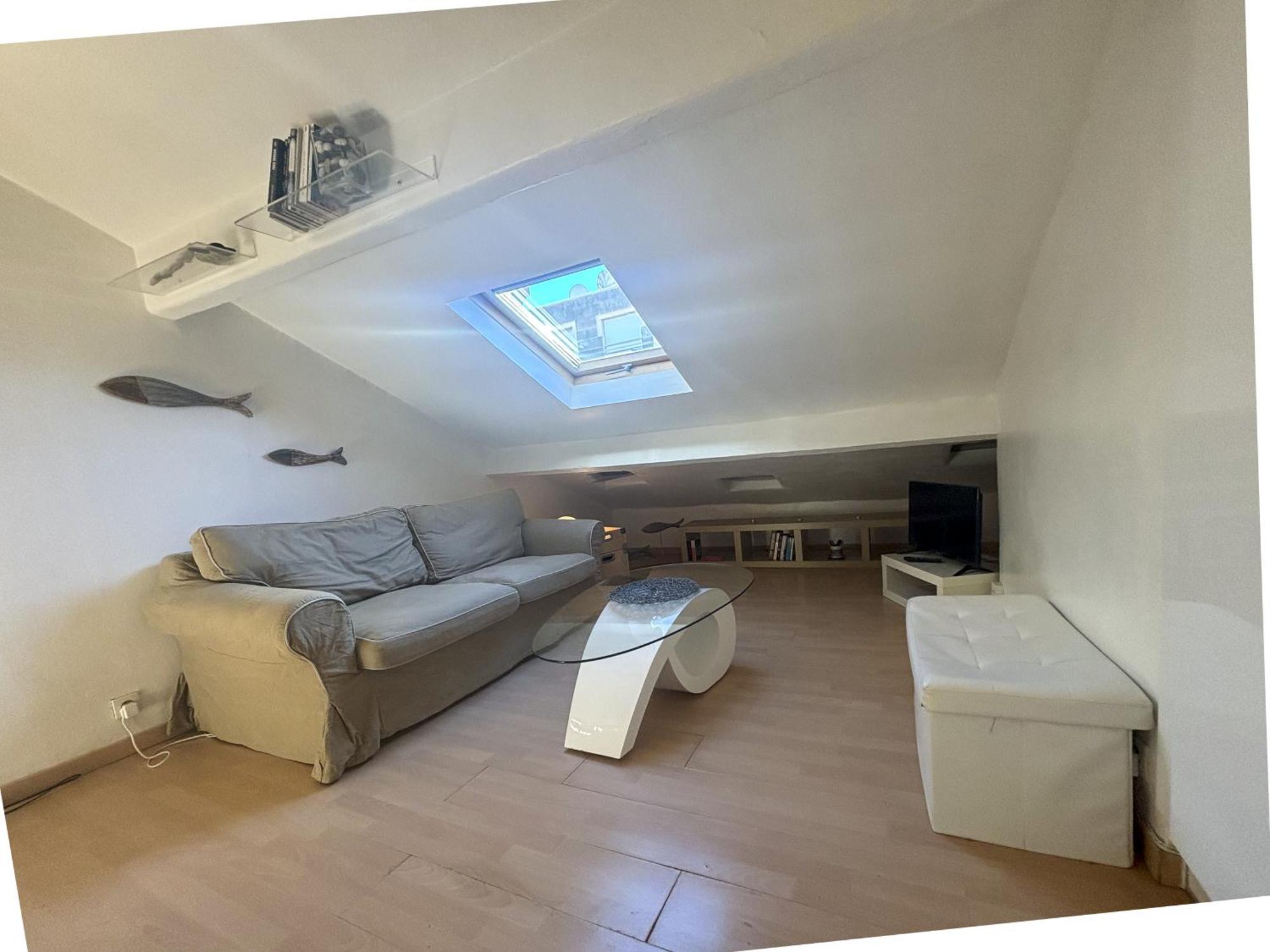 Zone Pietonne - Wifi, Ac, 2 Pers
