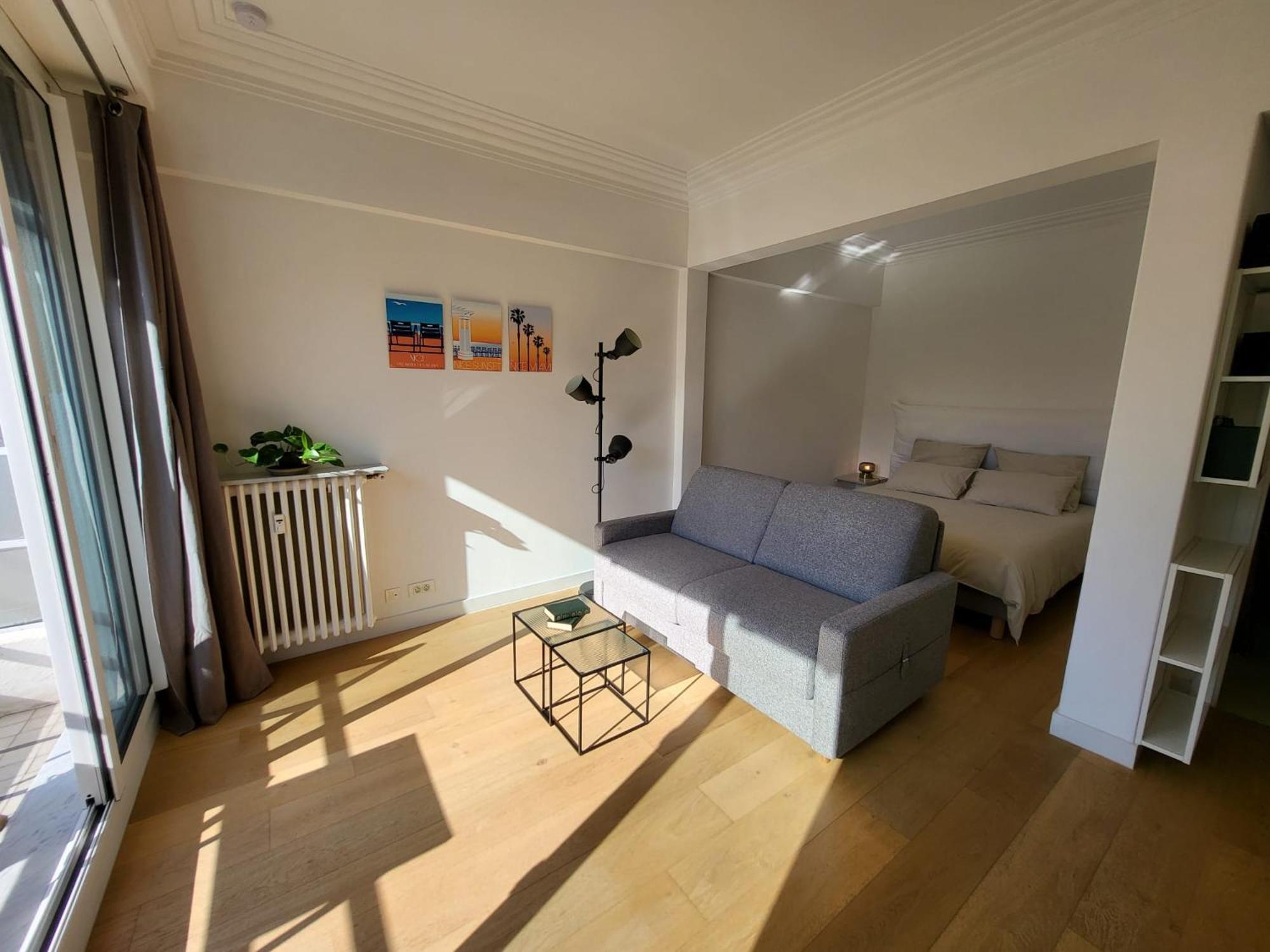 #thecosystudio06 Meyerbeer Promenade Negresco * Nice