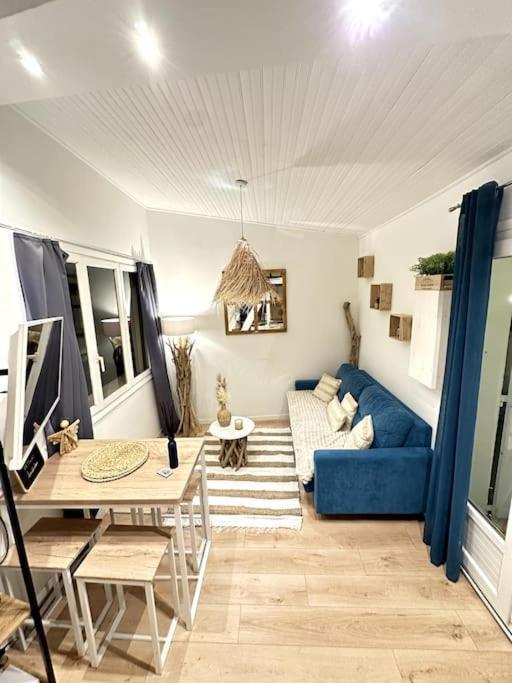 La Taniere Du Bois Flotte Nice