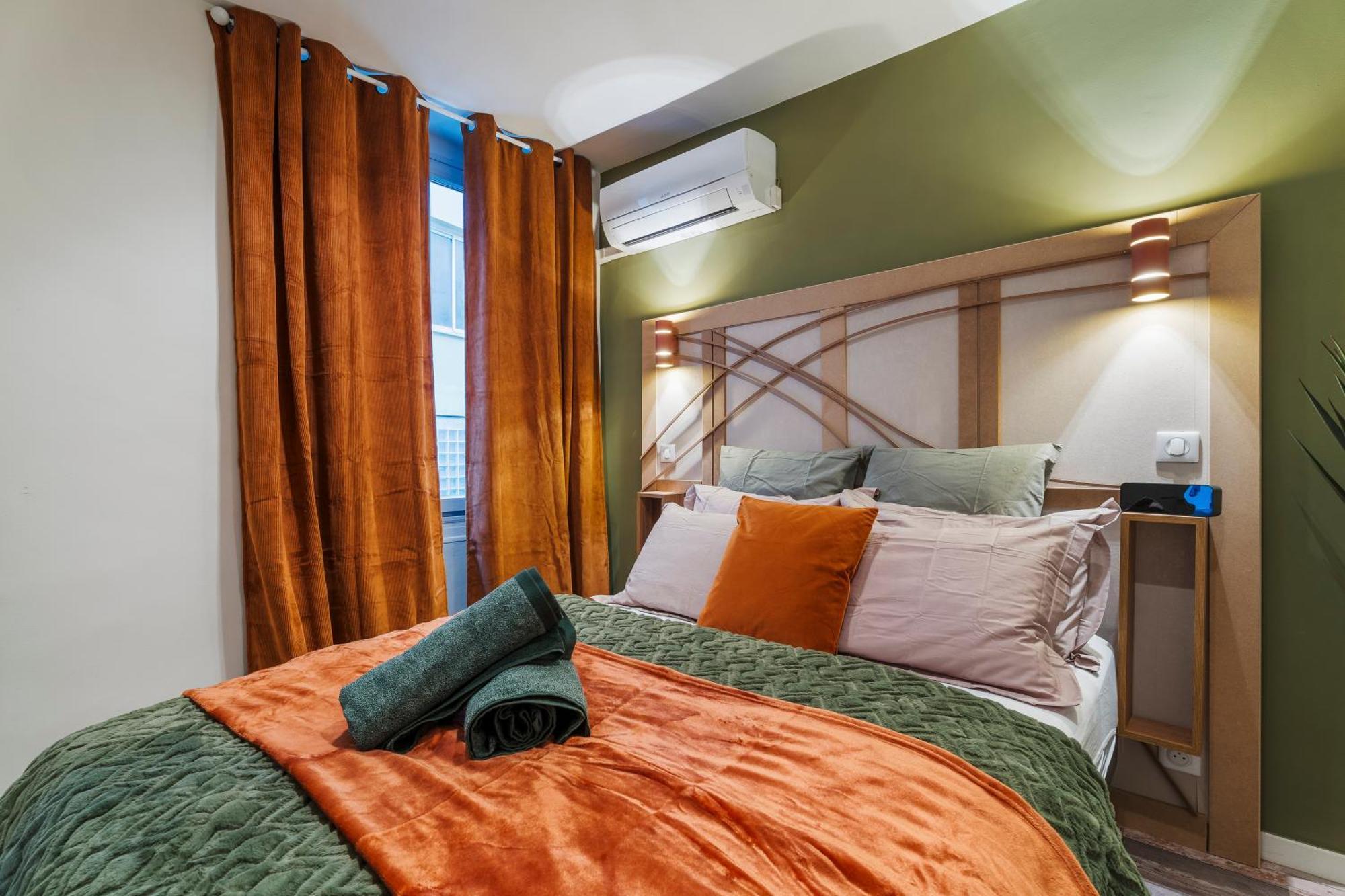 Renting - 9b Massena - Chic Escape In The Heart Of Comfort & Charm ! Apartment