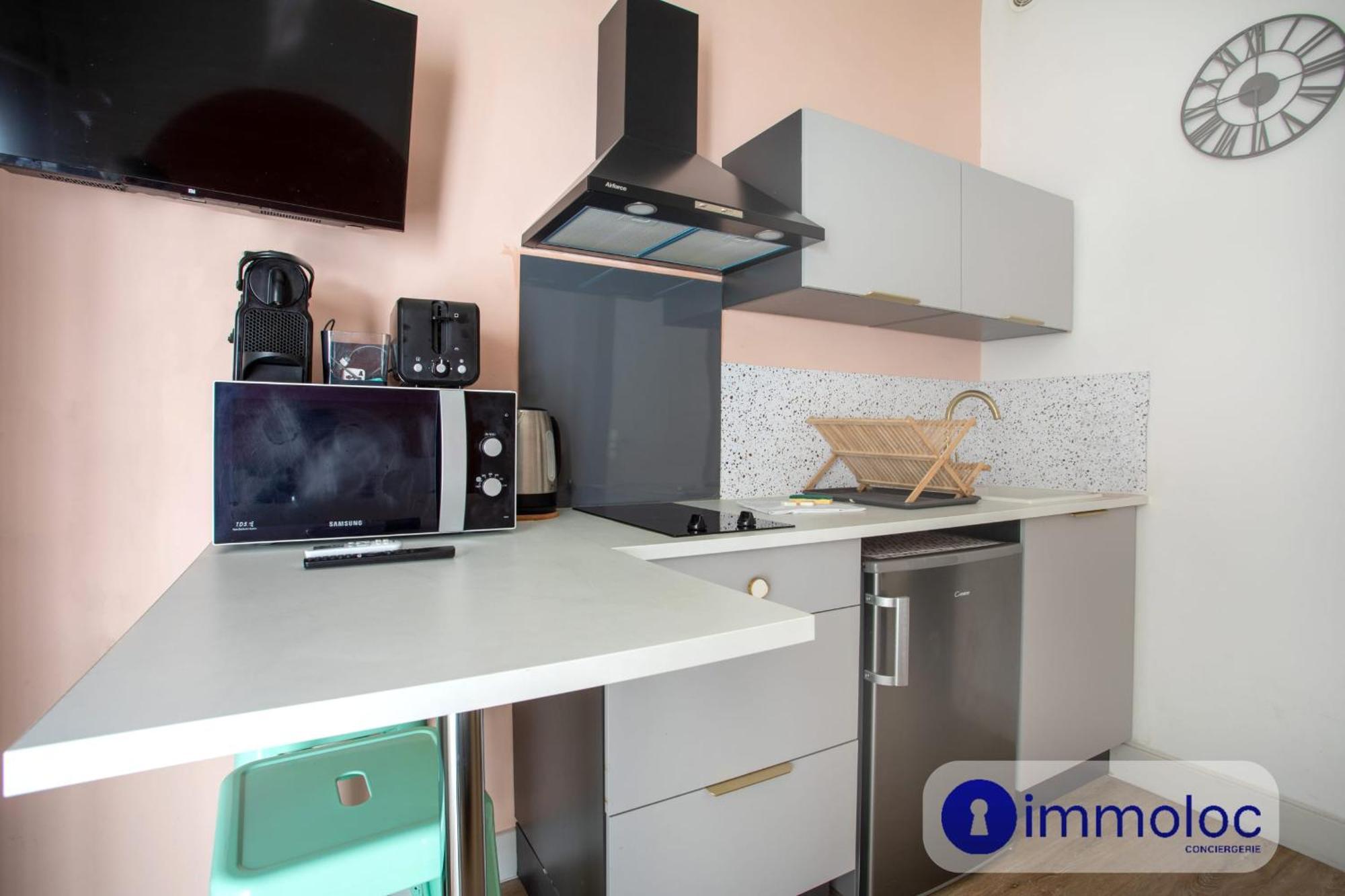 Appartement Charming Air-conditioned With Balcony