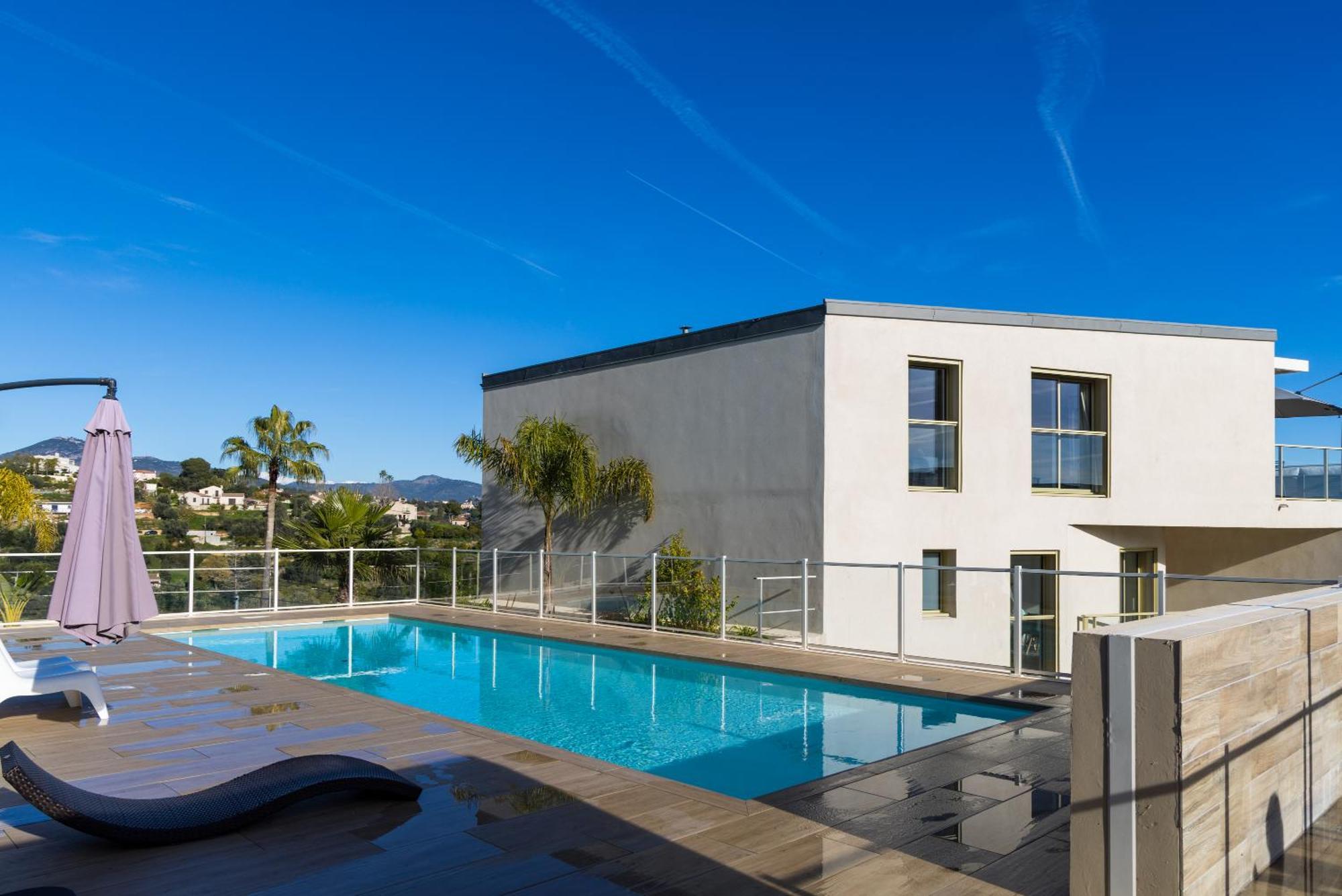 Splendide Blue Pearl Confort Vue Panoramique Nice
