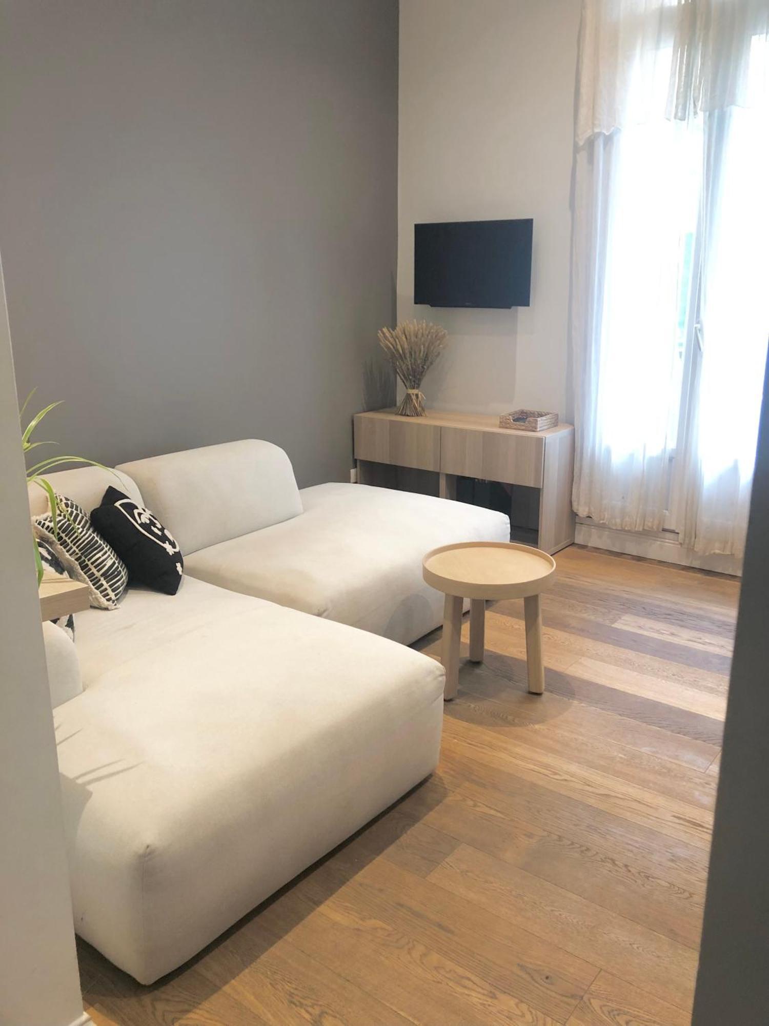 Homestay Riviera Donia House Nice