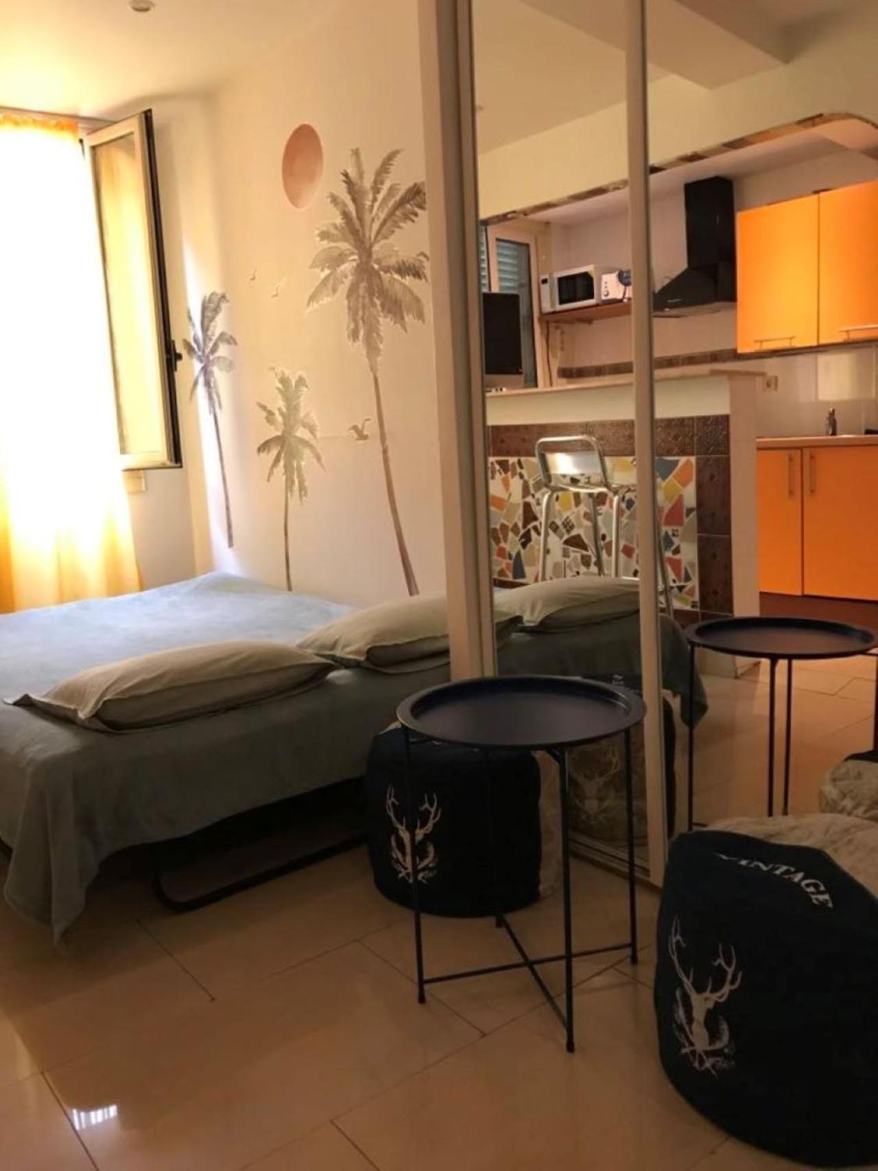 Summer Studio, 4 Persons, Mobile Ac, Old Town *