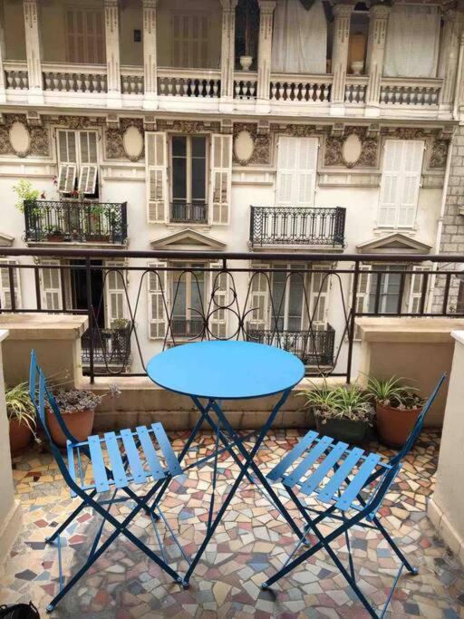 2 Pieces Rue Dal Pozzo Apartment