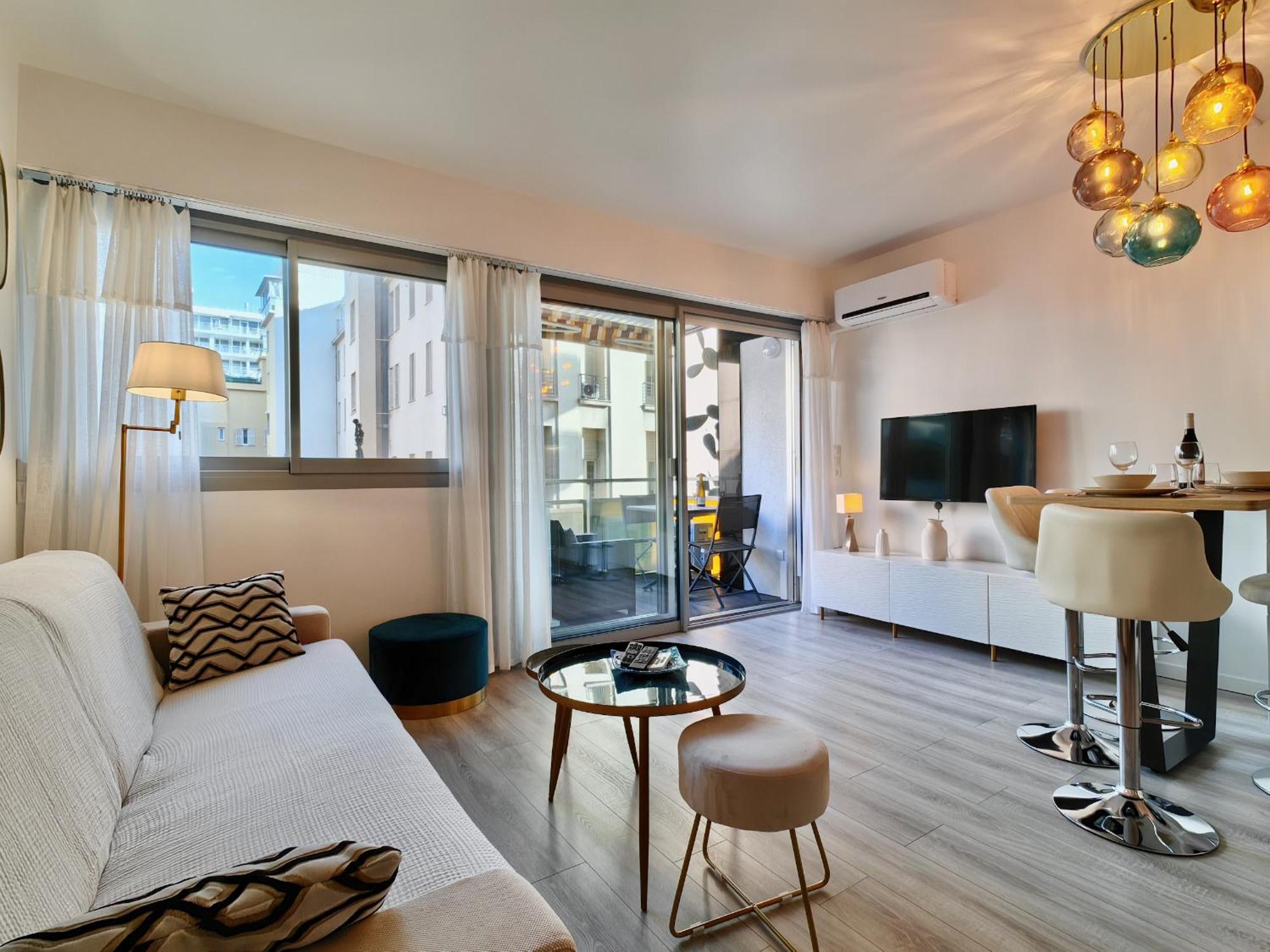 Apartment Royal Lux Seaview By Guys Nice