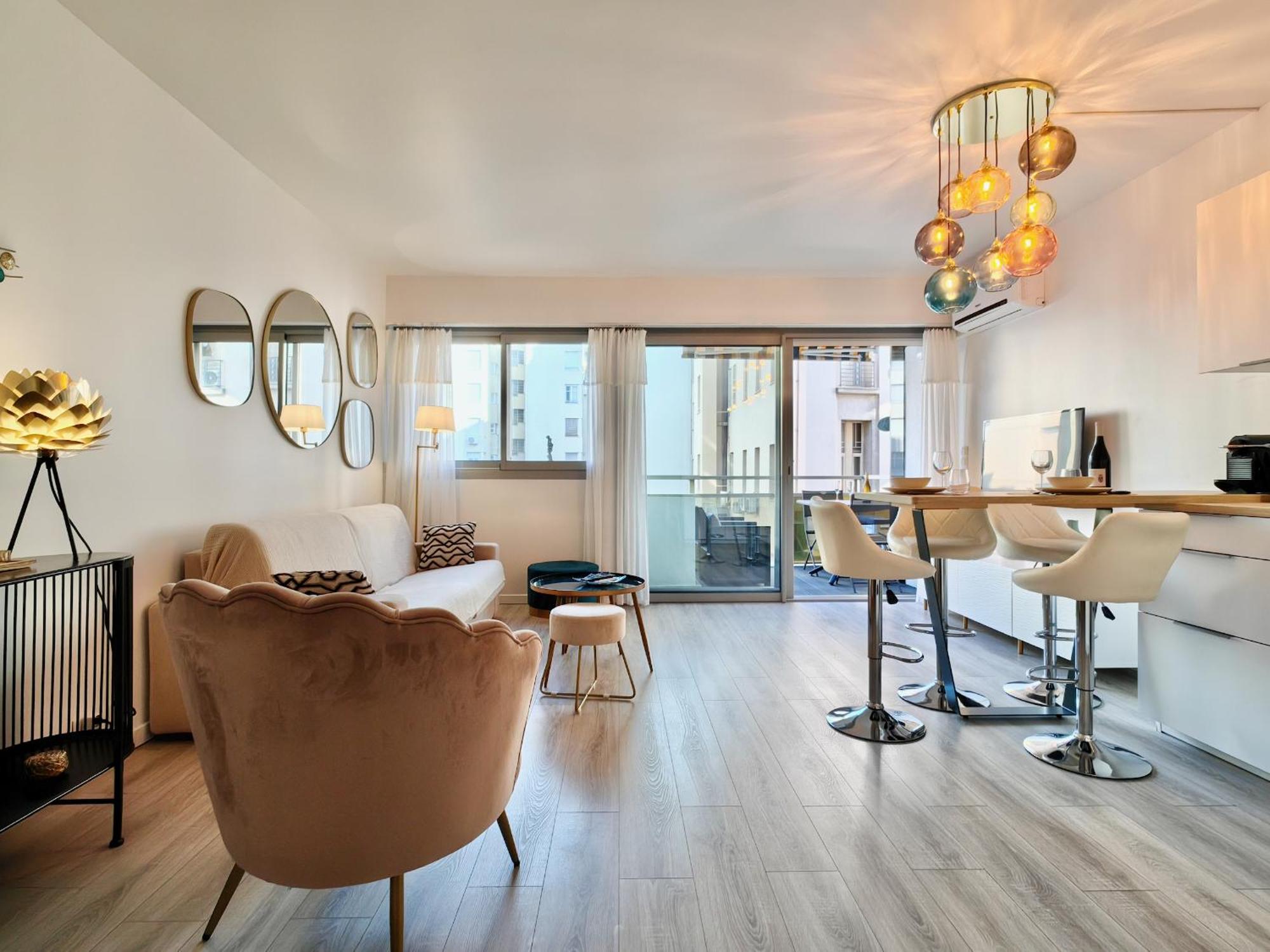 Apartment Royal Lux Seaview By Guys *