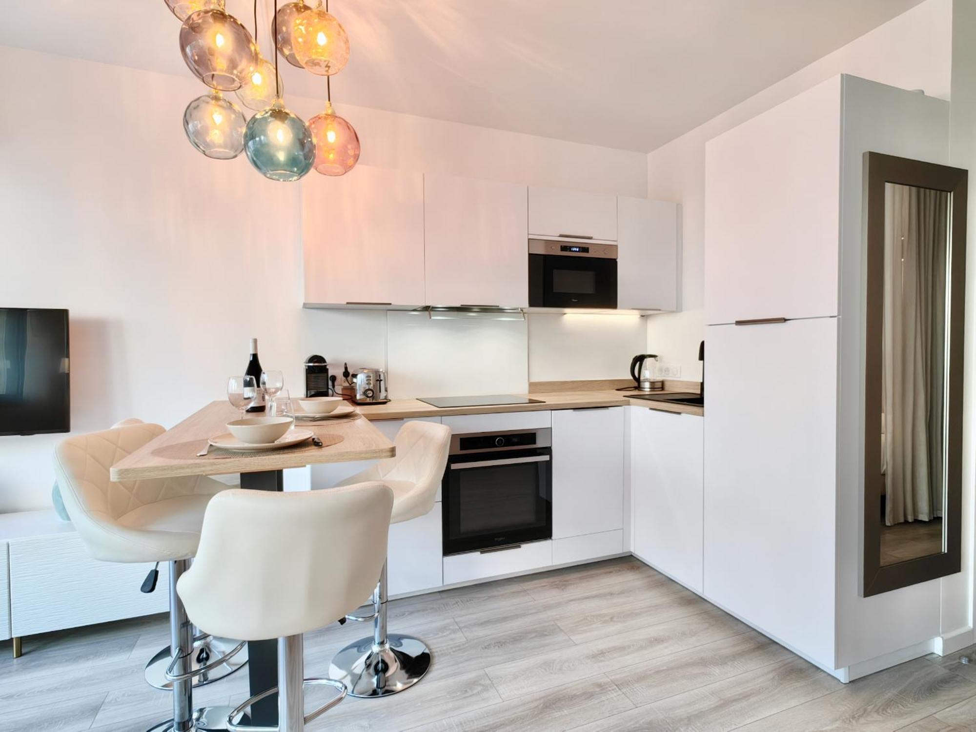 Apartment Royal Lux Seaview By Guys