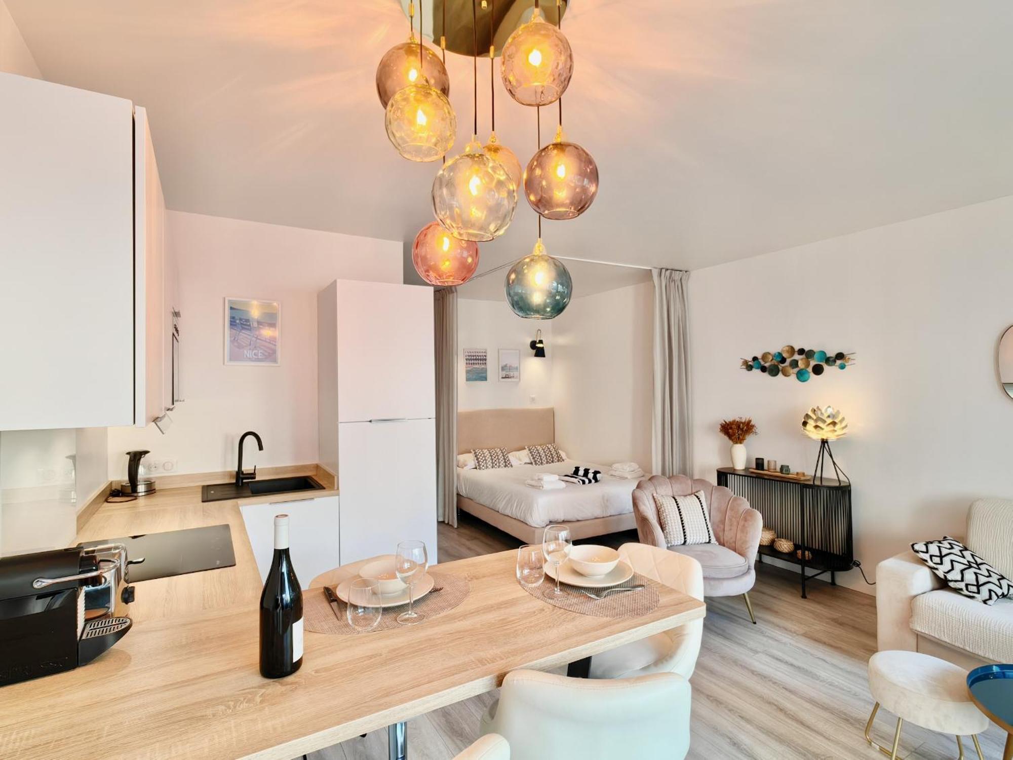 Apartment Royal Lux Seaview By Guys