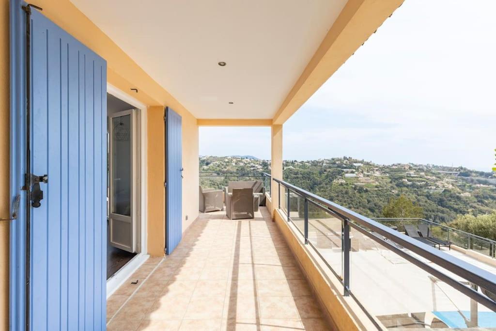 Spacieuse Nicoise Au Calme Avec Piscine