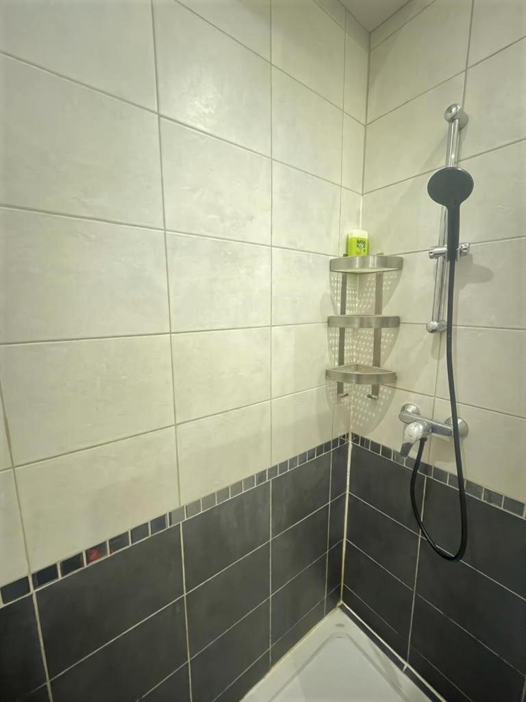 2 Pieces Confort Vieux Cours Saleya Proche Commerces Et Apartment Nice