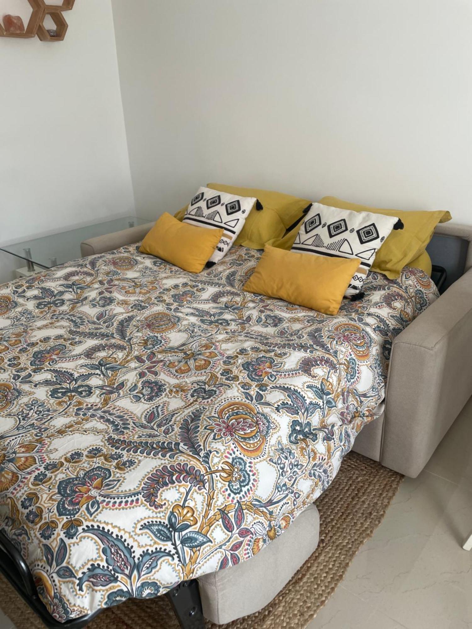 Bright At Mimi's Apartment *