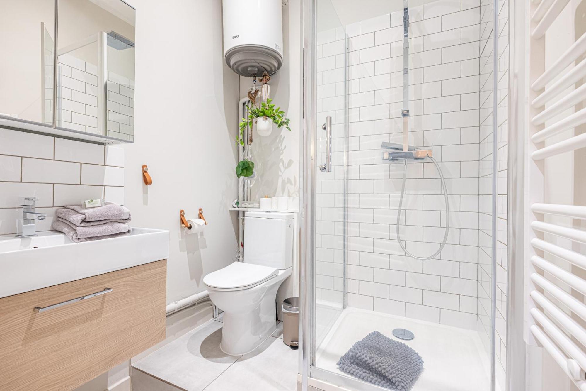 Apartment Le Petit Jean- Pres Gare Et Tram - Supermarches - Wifi - Nice