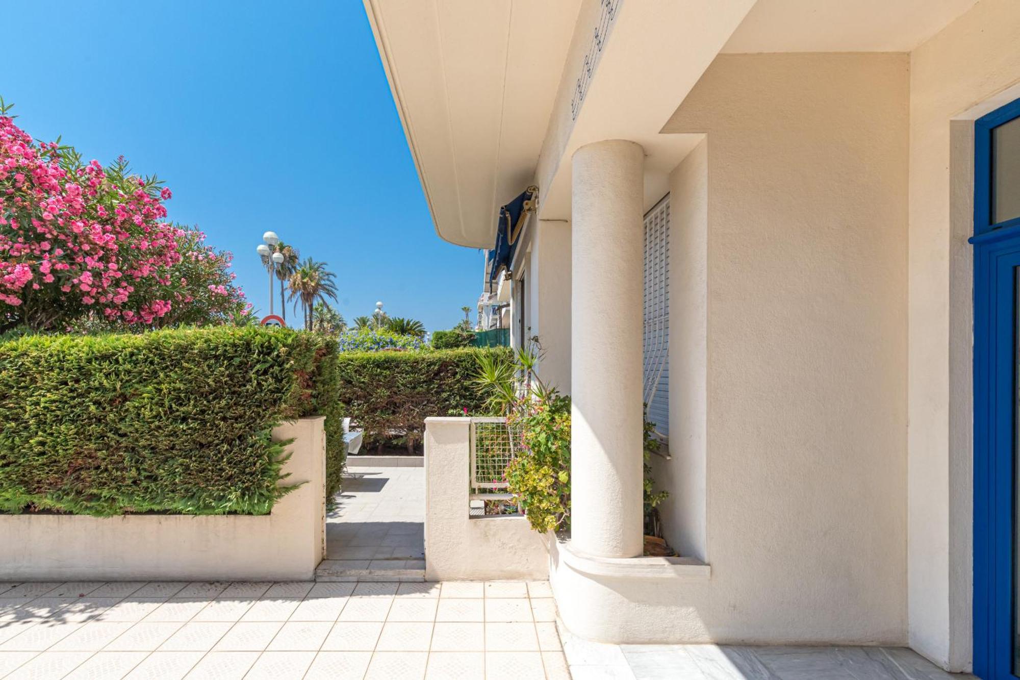 Apartment Promenade Des 2 Bdr Large Terrace *
