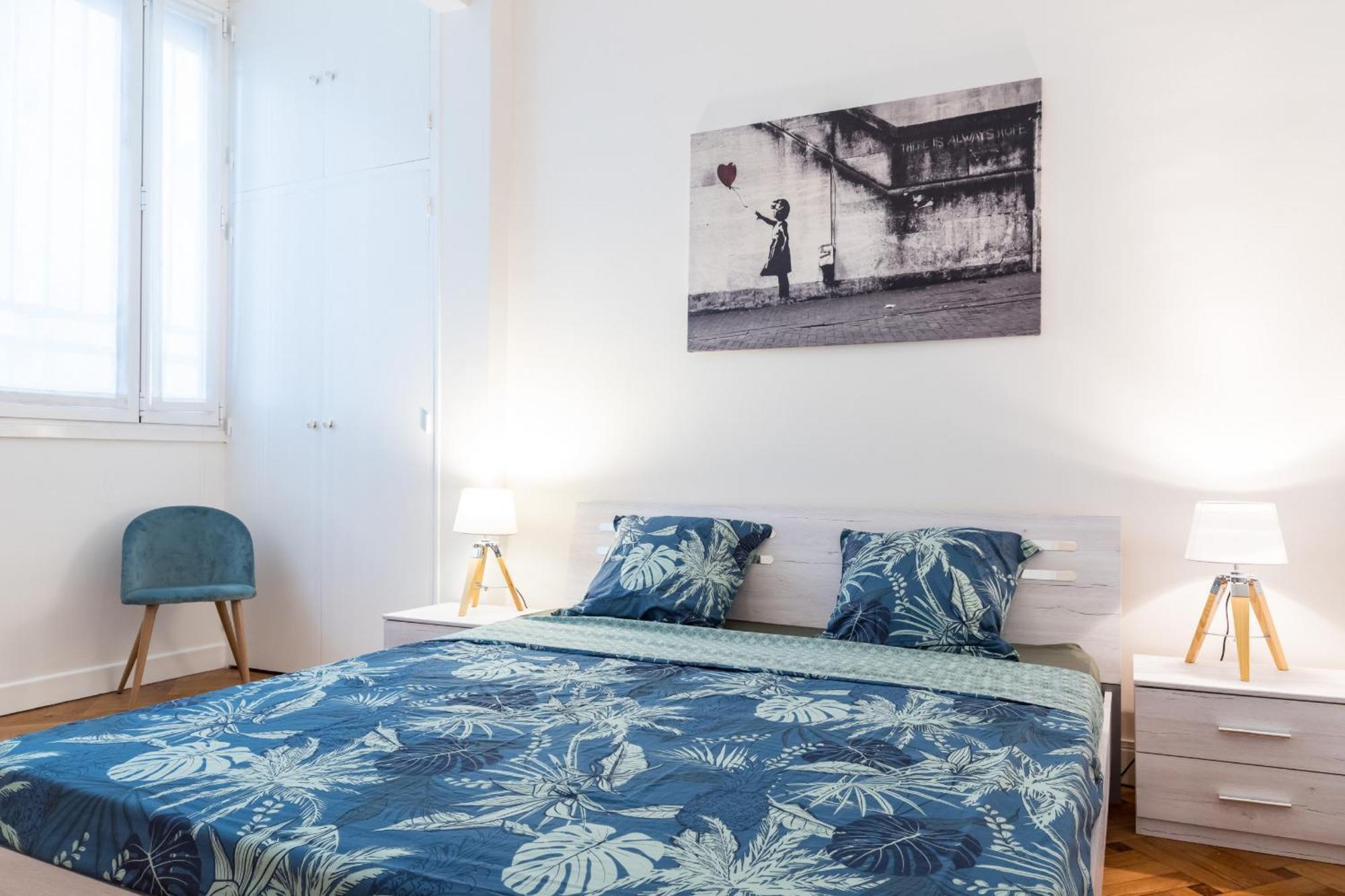 Promenade Des 2 Bdr Large Terrace Apartment *
