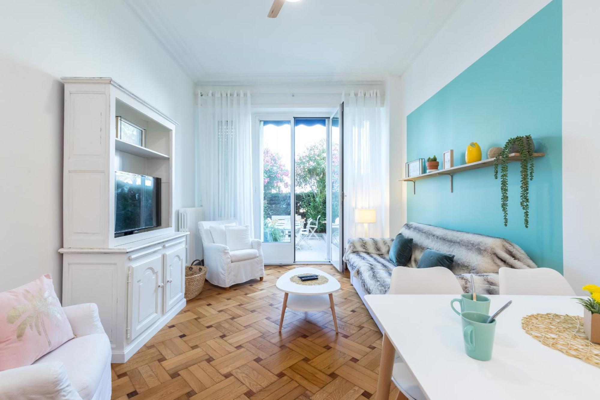 Promenade Des 2 Bdr Large Terrace