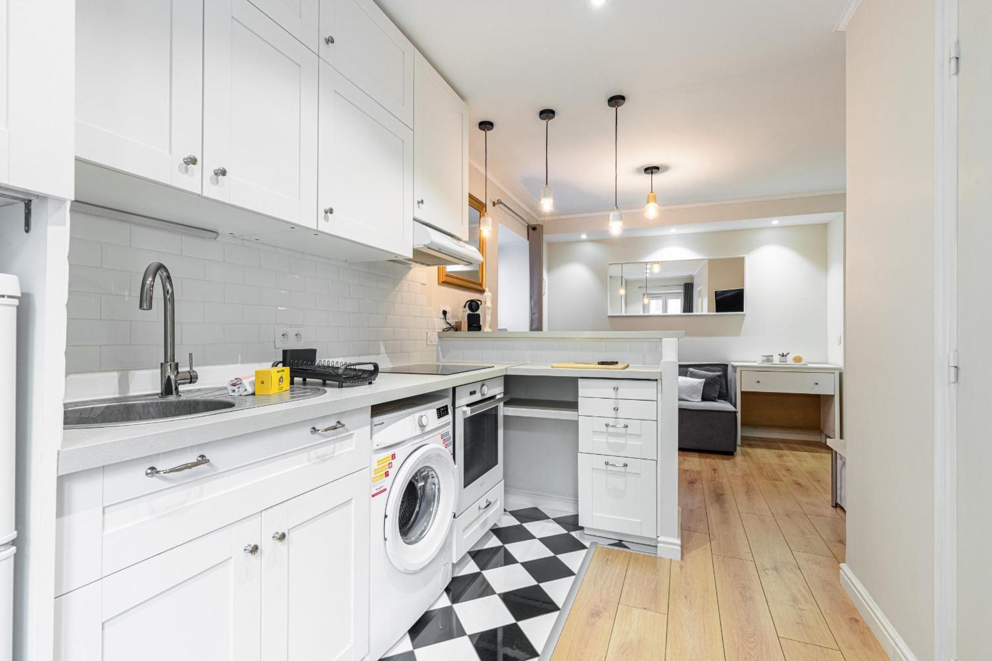 Apartment Lovely 1 Bdr Port Area Nice