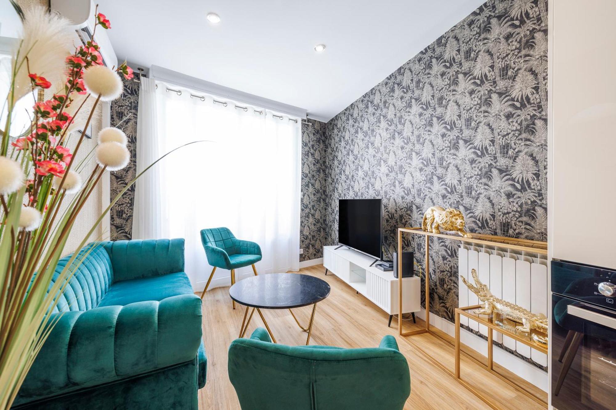 Renting - Offenbach - Luxury Fully Equipped Center Apartment Nice