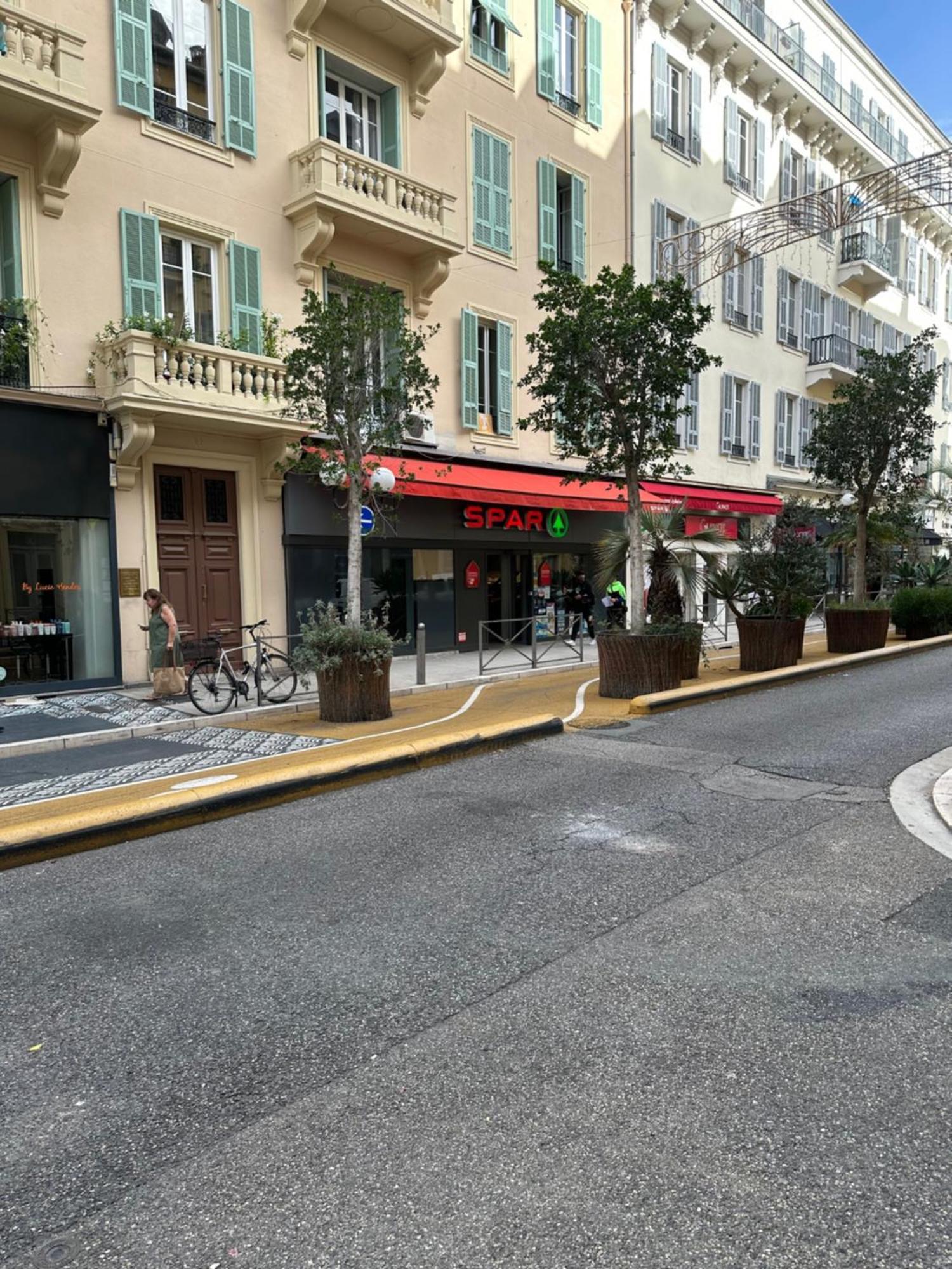 Sublime, Modern, Balconies, A/c, Refurbished Nice