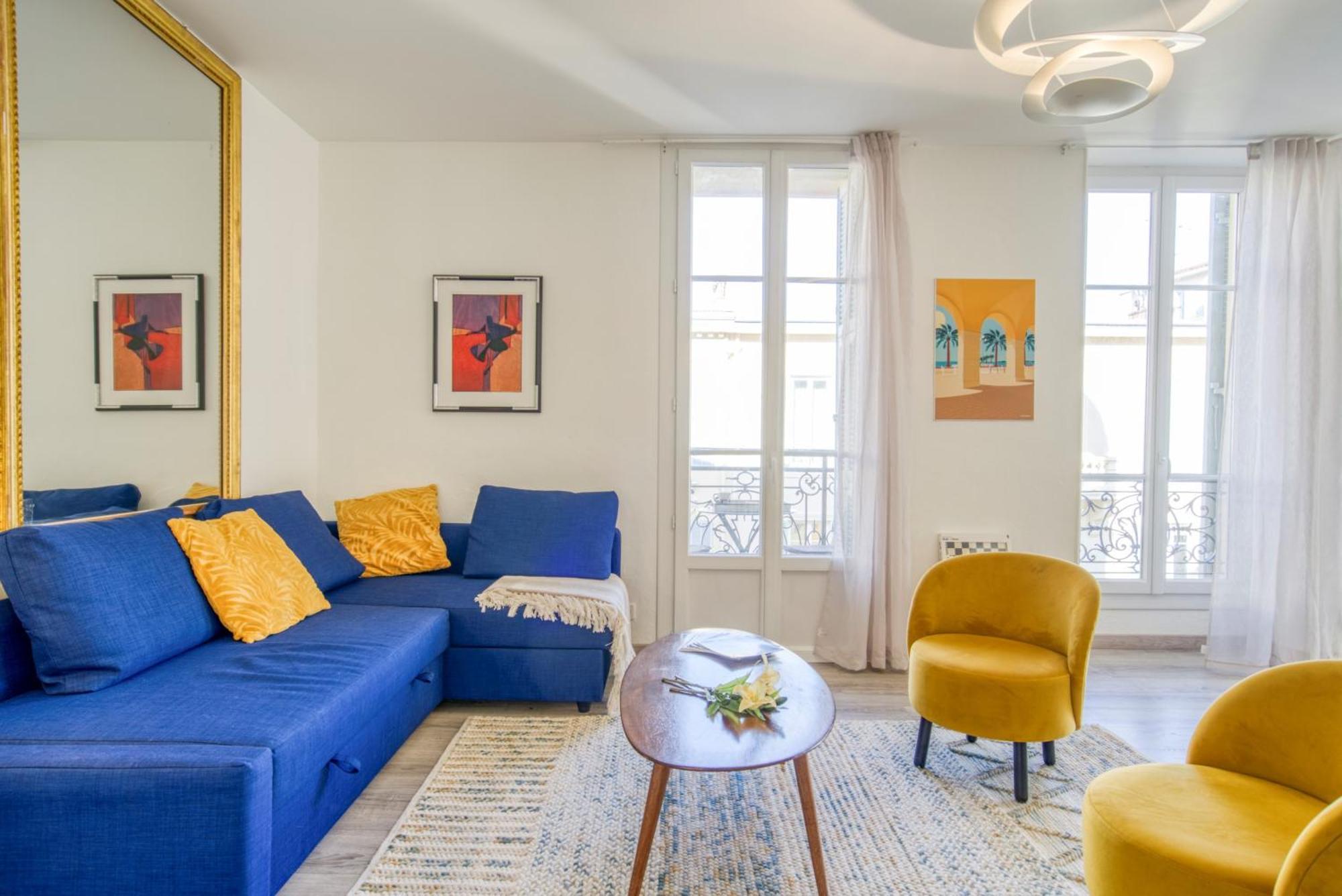 Appartement Sublime, Modern, Balconies, A/c, Refurbished *