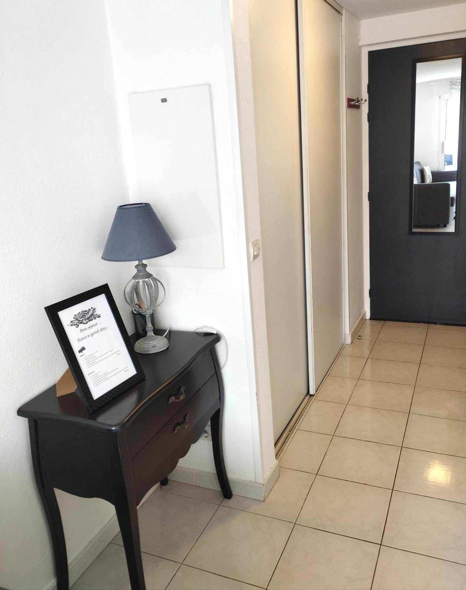 Studio Climatise, Lumineux A 5 Min De La Promenade Des Anglais Apartment