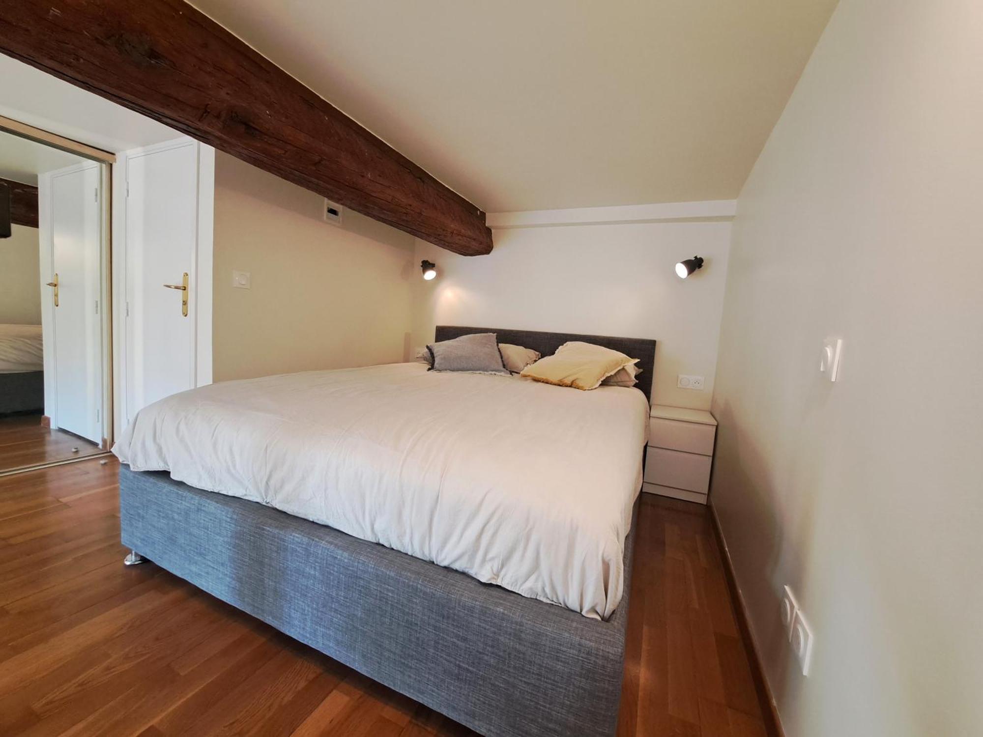 Massena Square View 2 Min To The & The Old Town Nice