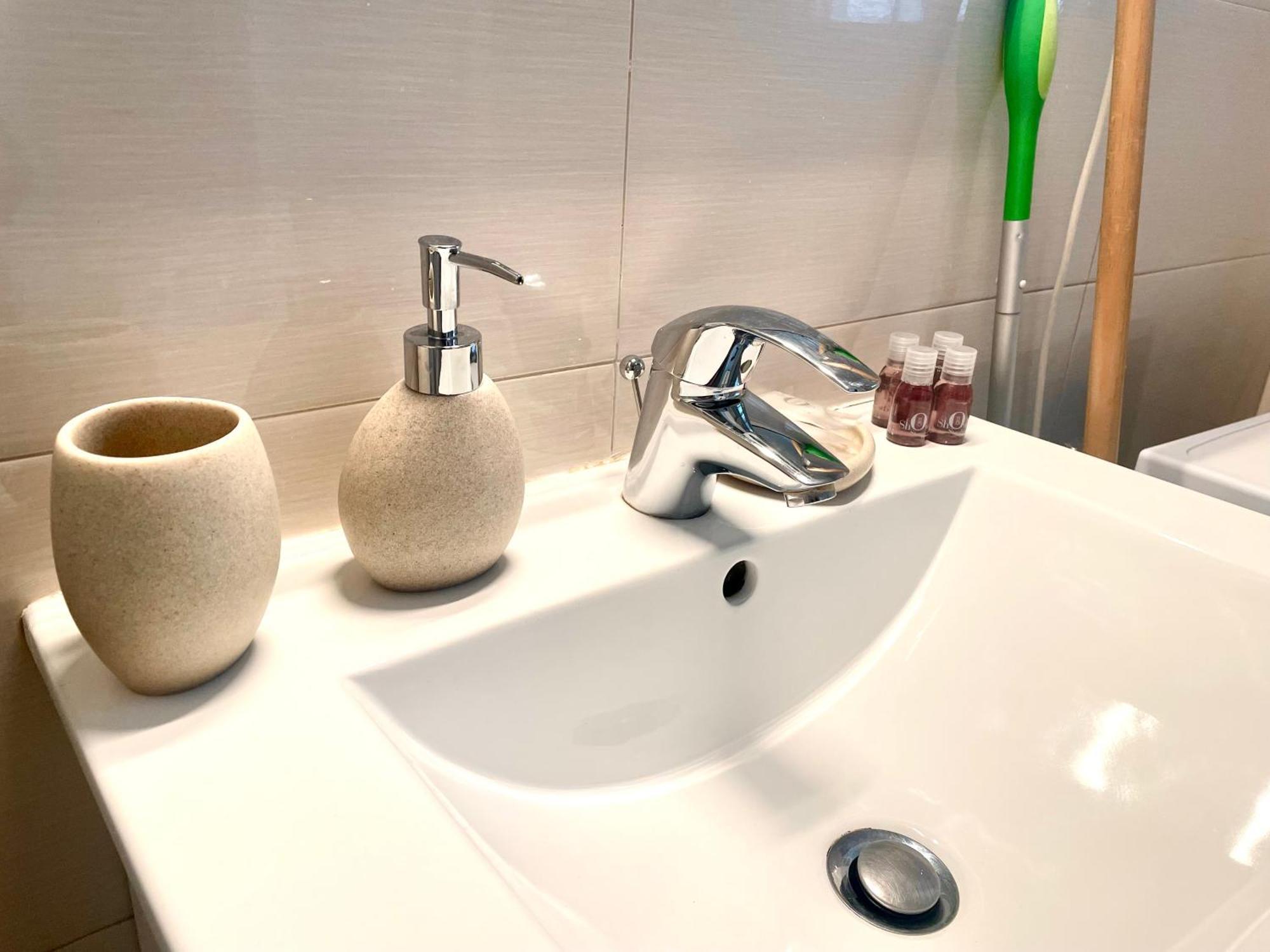 Apartment Super In The Heart Of Nice! *