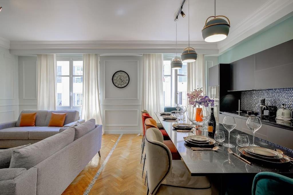 Apartment Luxury In Center Of