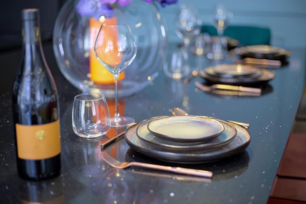 Luxury In Center Of Nice