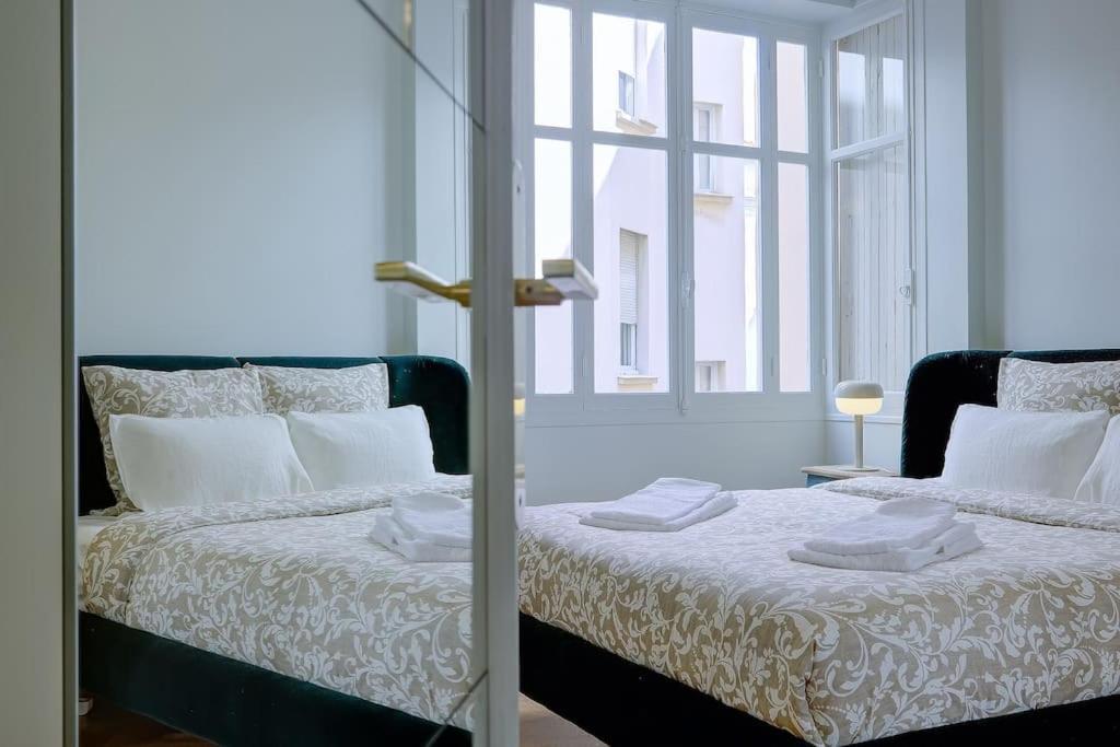 Luxury In Center Of * Nice