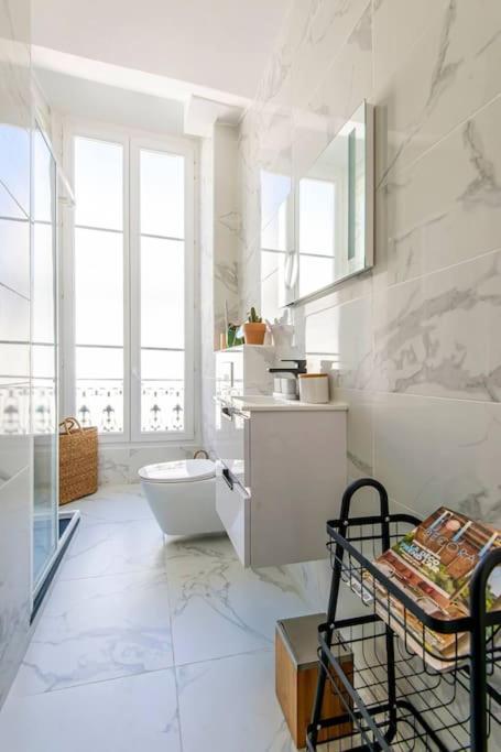 Elegant T2 Renove 4 Pers, Centre Nice, Climatise Nice