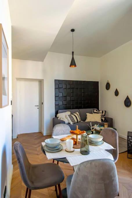 Apartment Elegant T2 Renove 4 Pers, Centre Nice, Climatise *