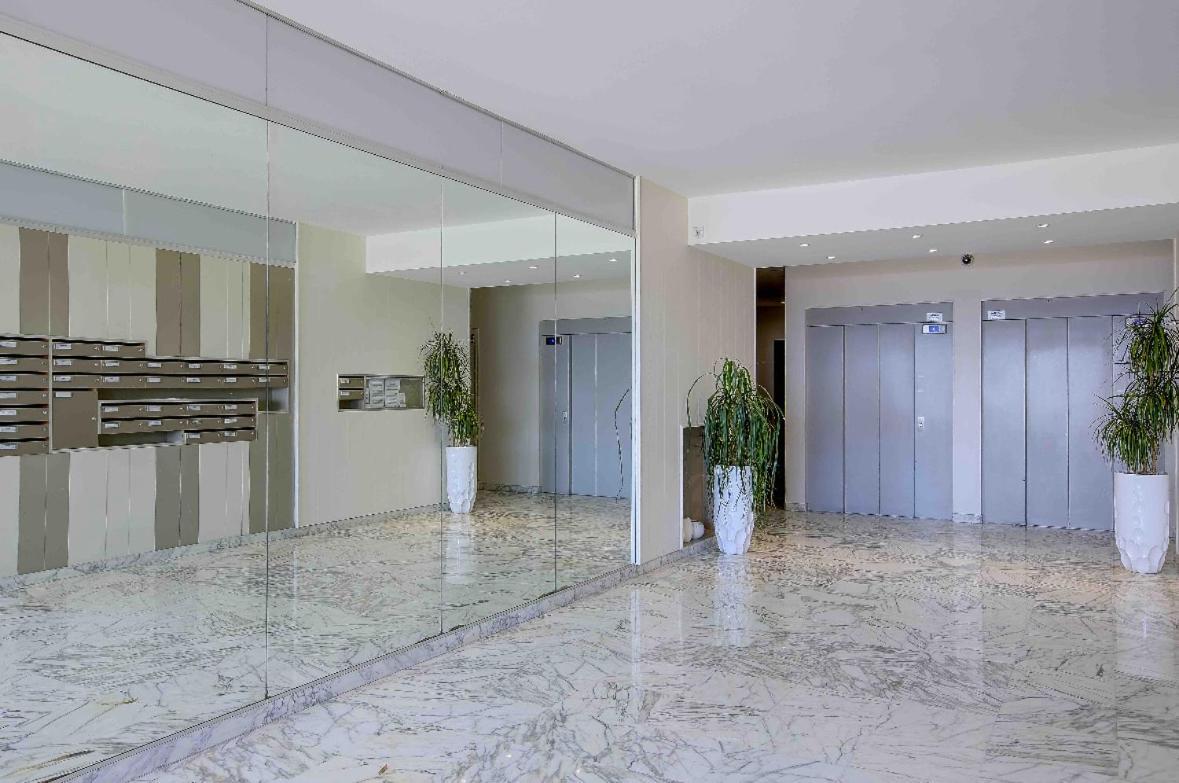 Flat Design With Sea View Promenade Des Apartment *