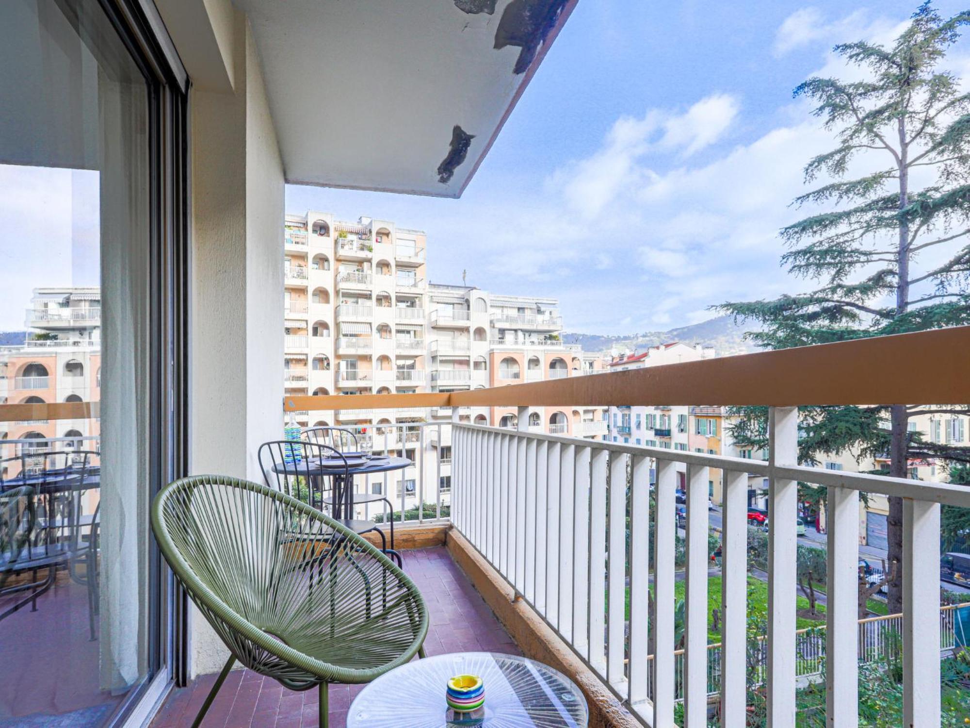 Apartment Les Arenes De Cimiez By Interhome *