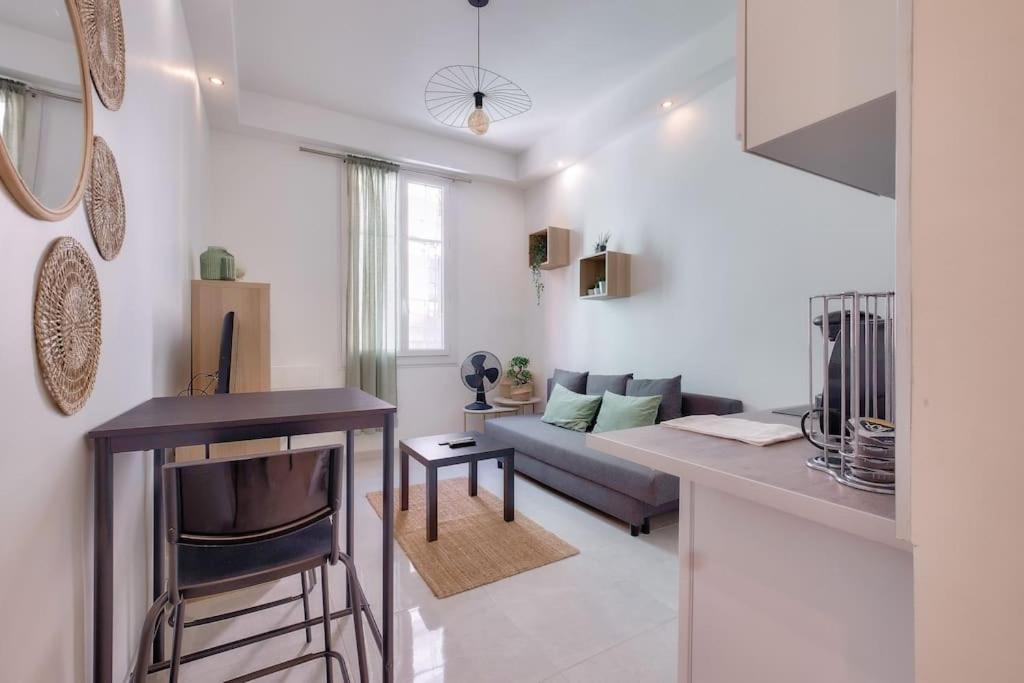 Apartment Superbe Studio A 2 Min A Pied Du Port