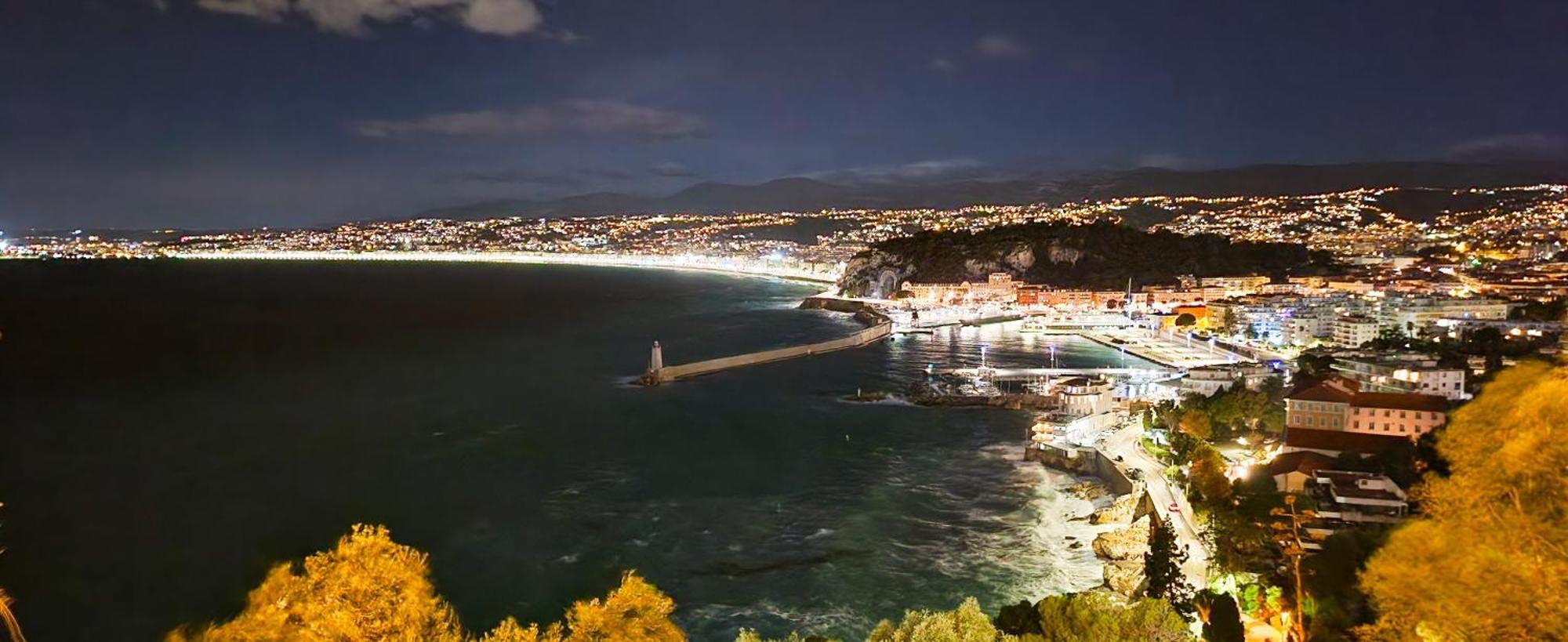 Apartment Studio- Mont Boron, Piscine Sur La *