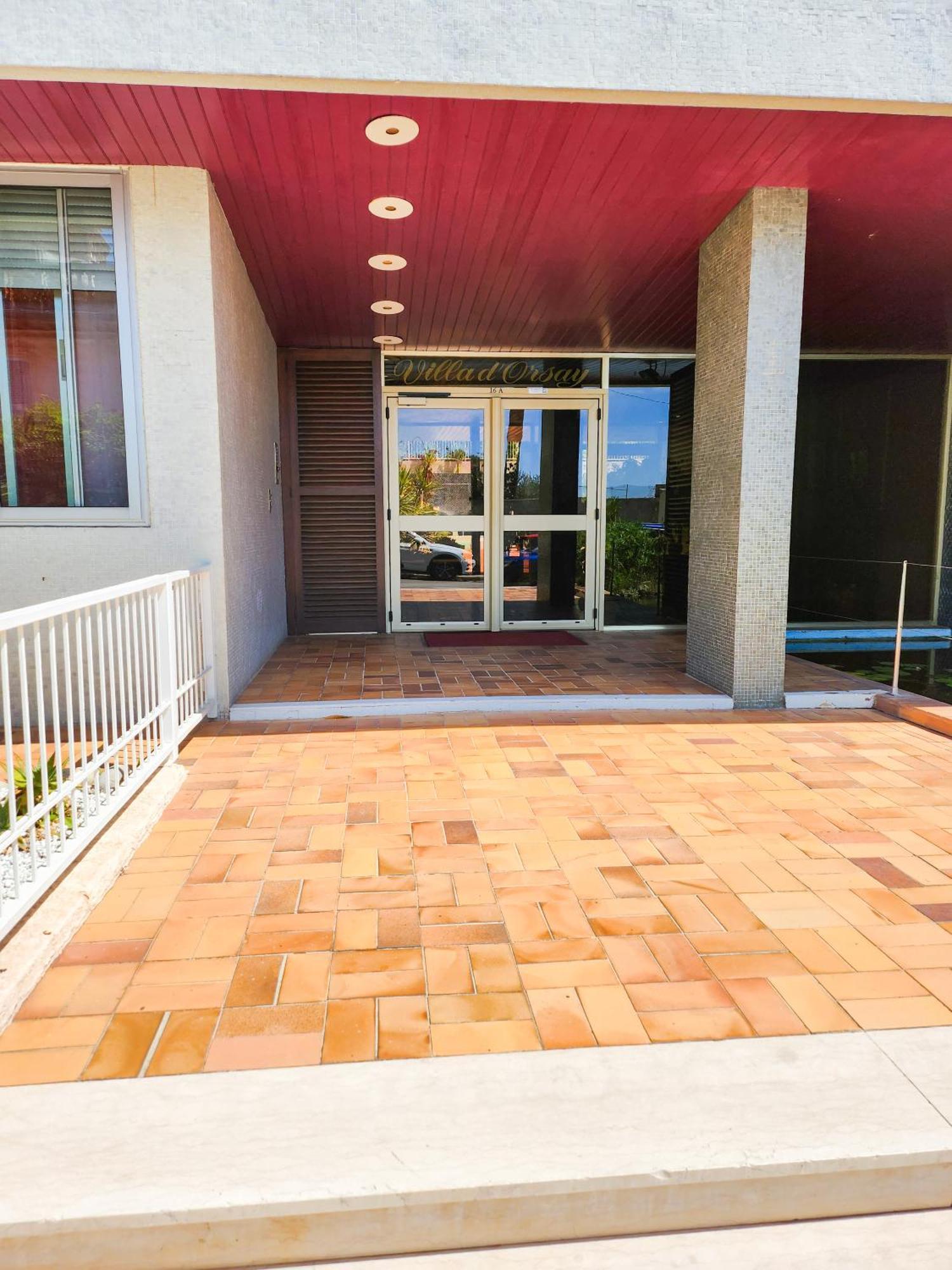 Apartment Studio- Mont Boron, Piscine Sur La