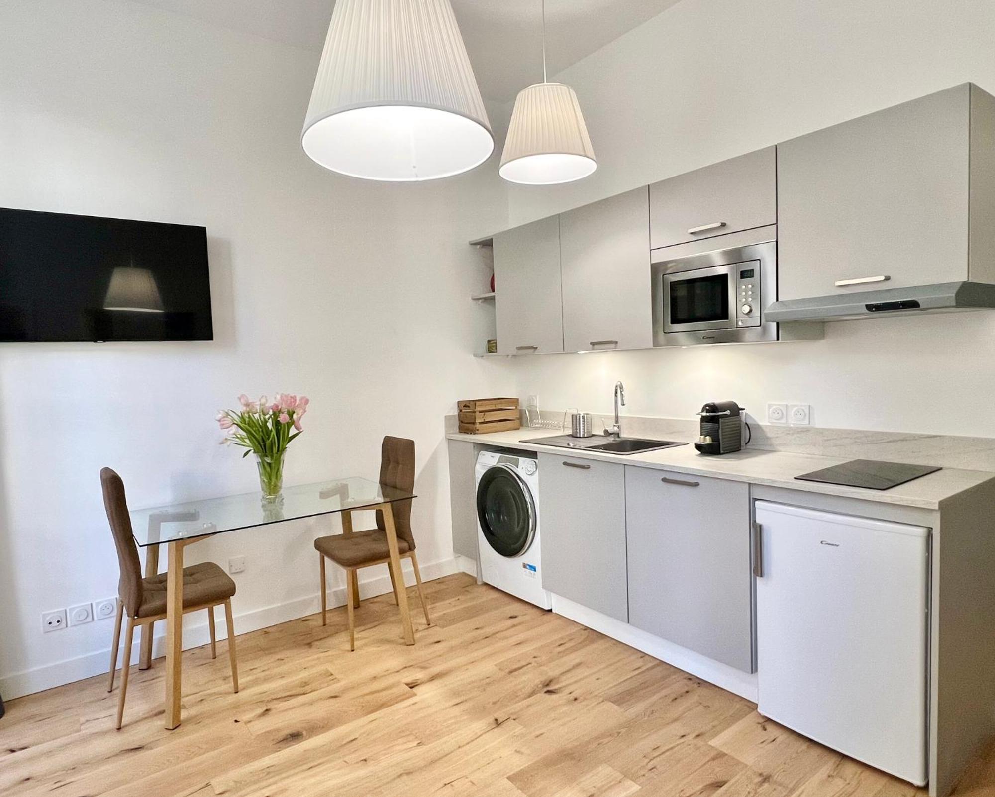 Confortable To Discover *