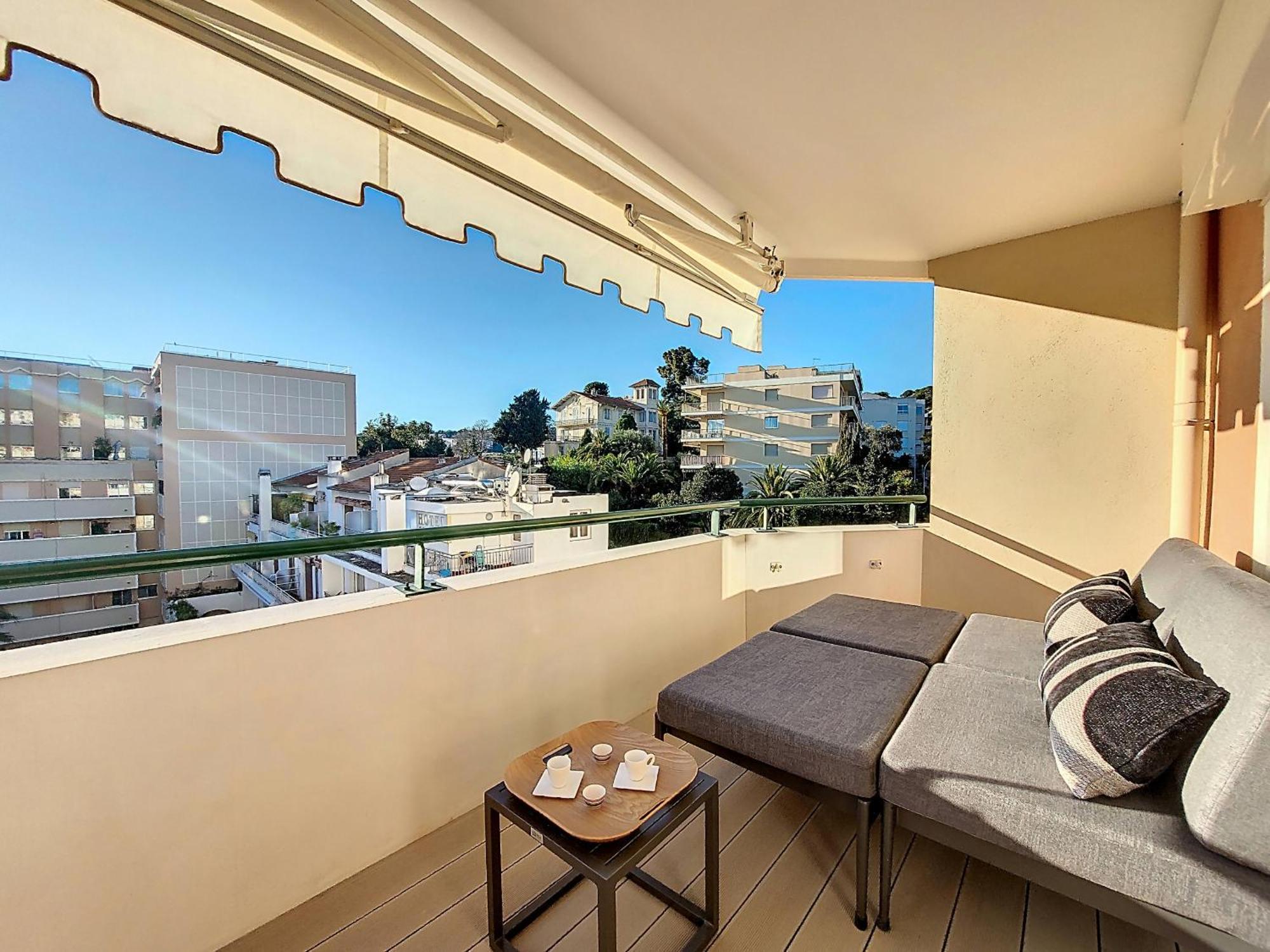 Nestor&jeeves -perle Doree - Terrace - Design * Nice