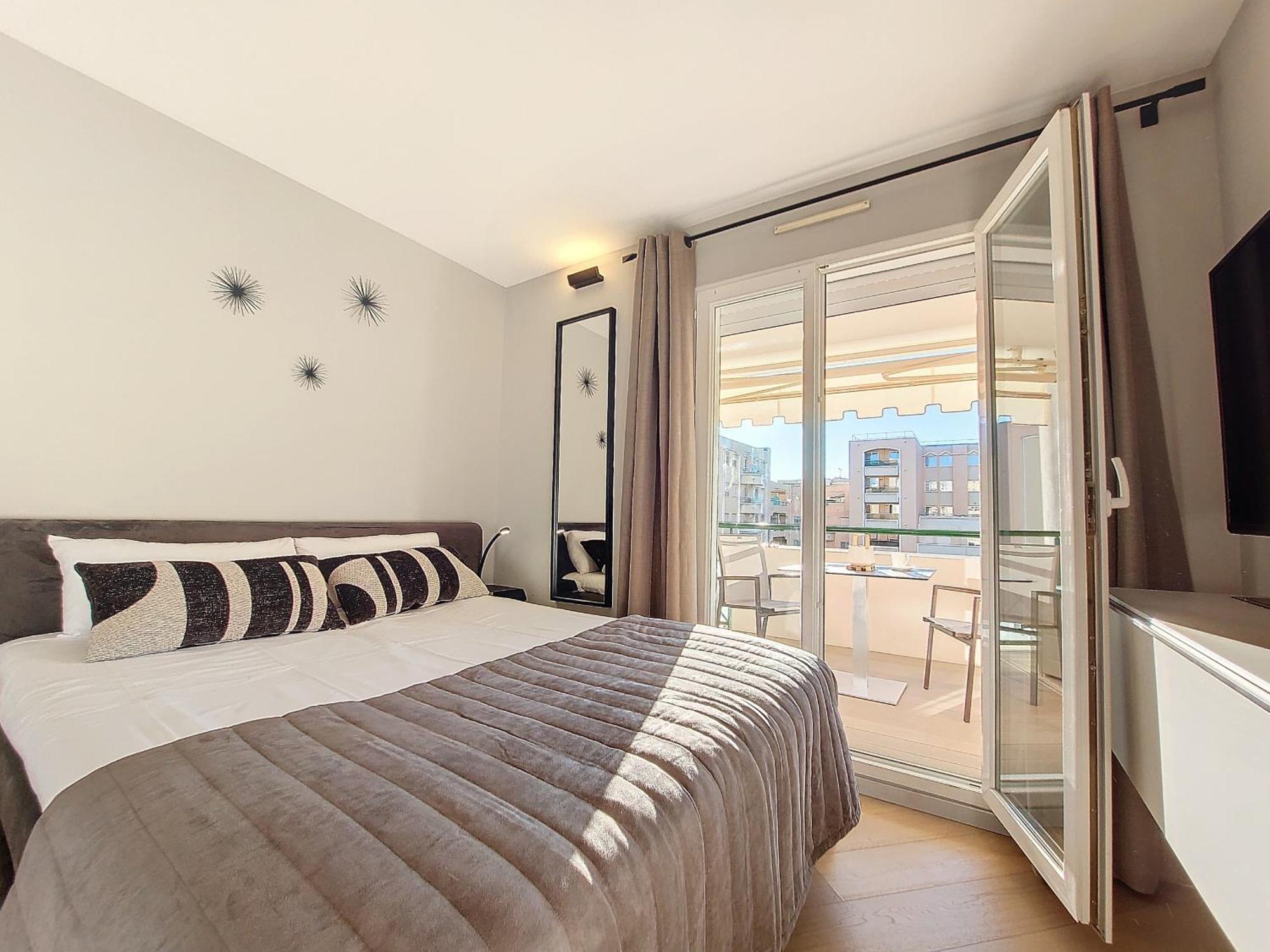 Nestor&jeeves -perle Doree - Terrace - Design