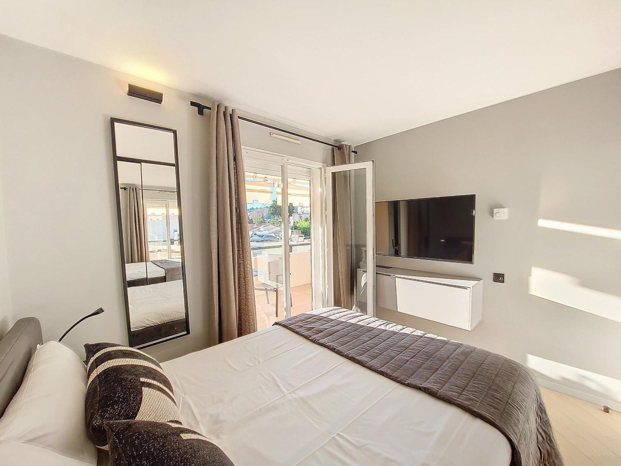 Nestor&jeeves -perle Doree - Terrace - Design Apartment *