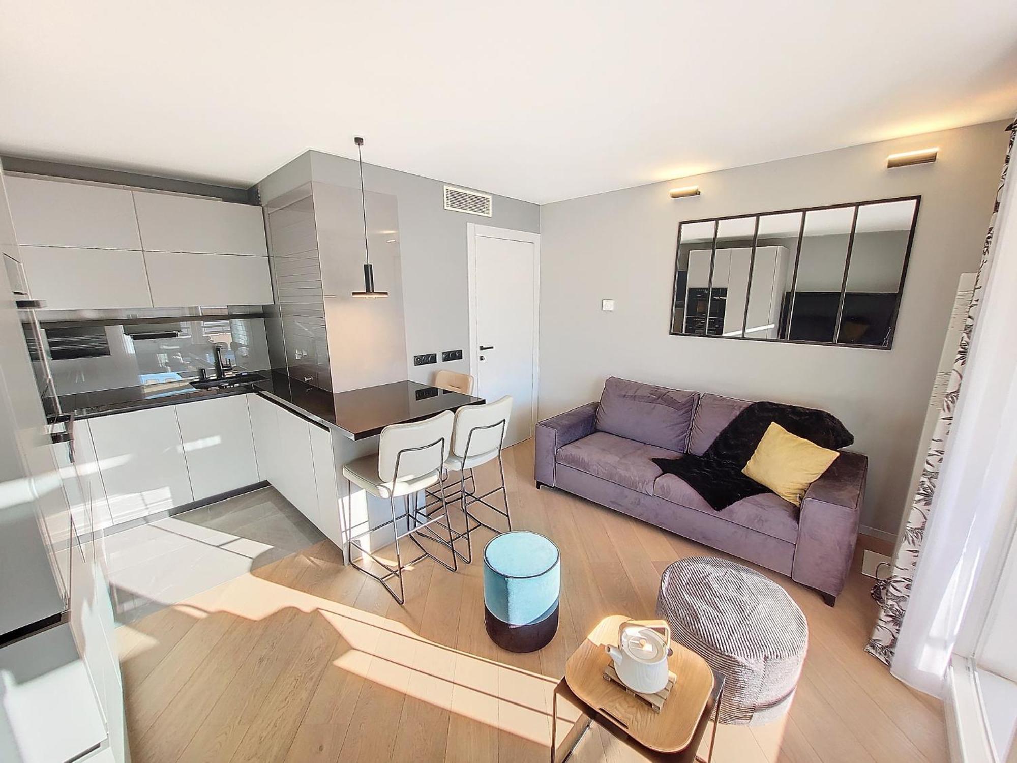 Nestor&jeeves -perle Doree - Terrace - Design Apartment