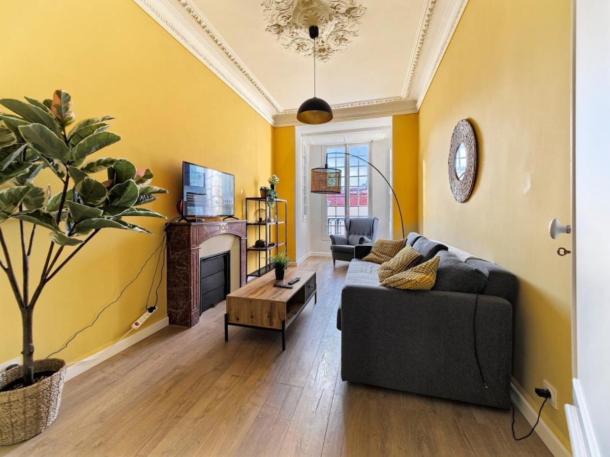 Luxury Homeplace In Center Apartment