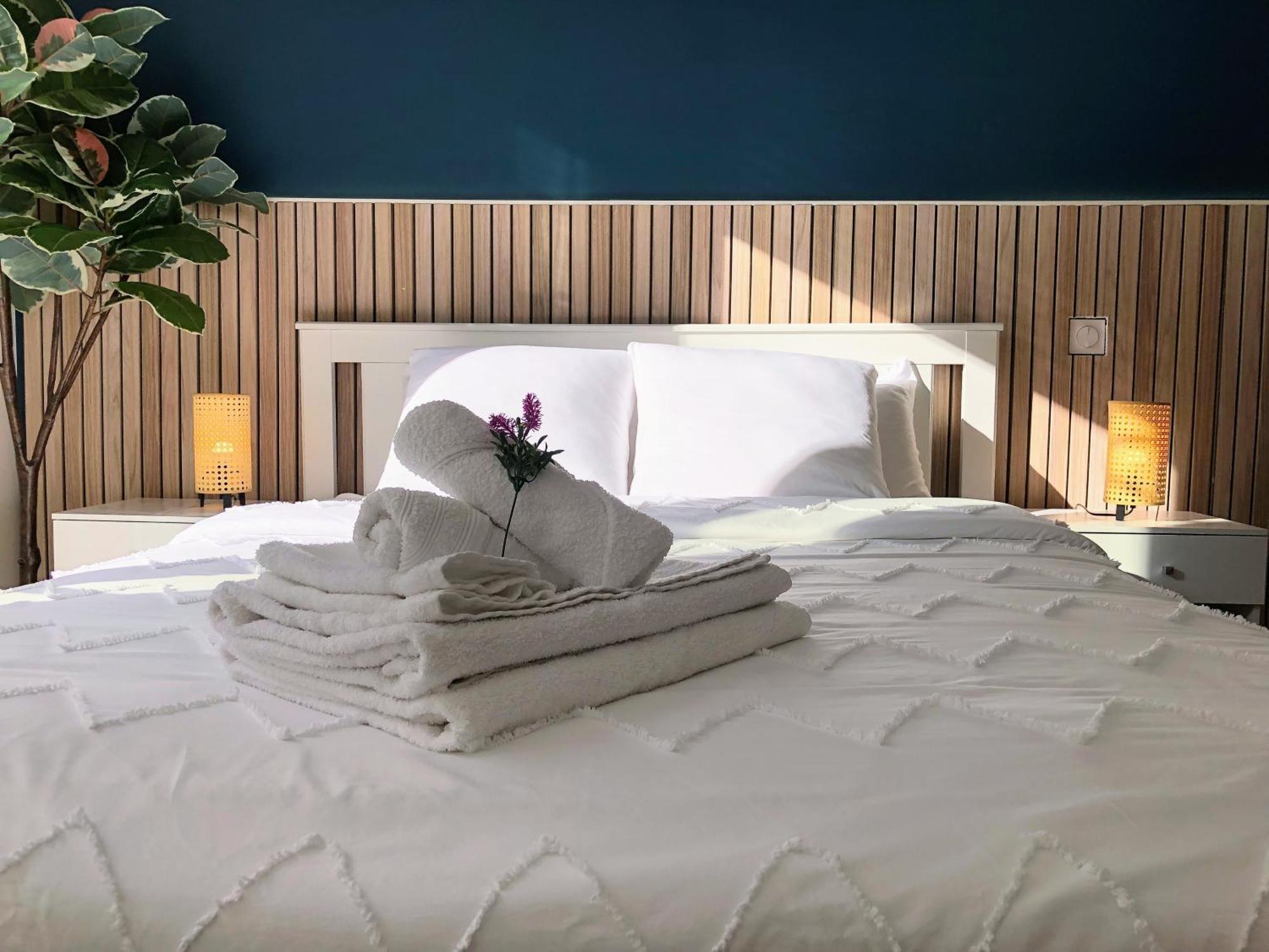 Sunshine Getaway - Stylish In The Heart Of Apartment